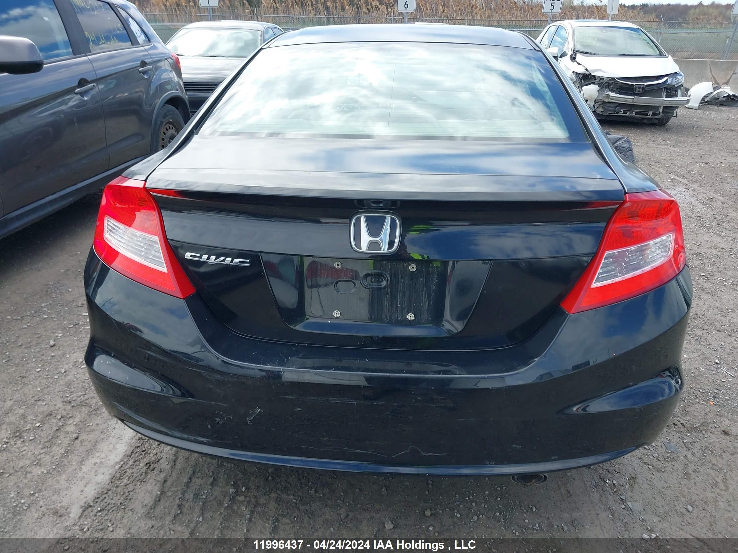 Photo 15 VIN: 2HGFG3B46DH000630 - HONDA CIVIC 