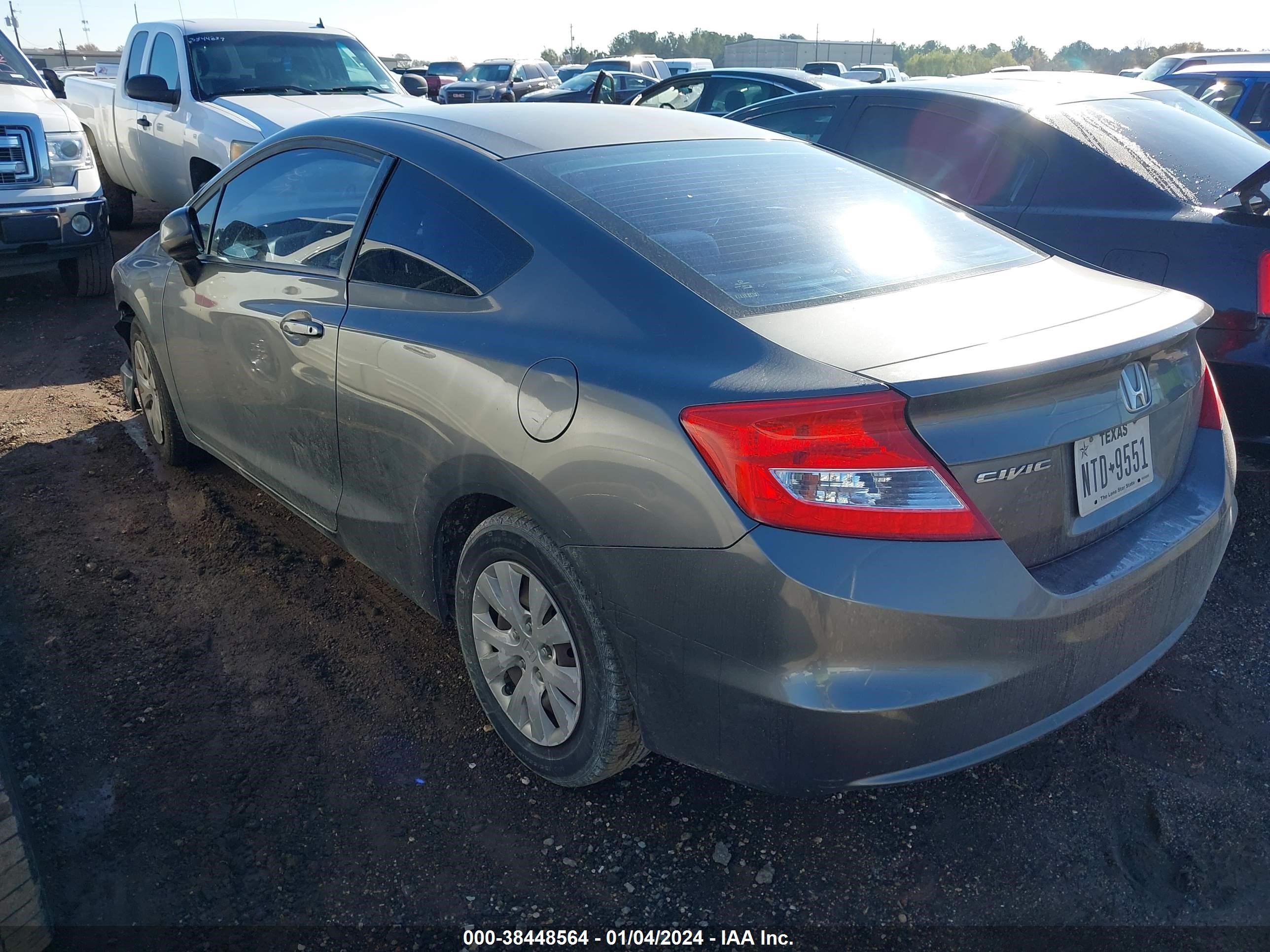 Photo 2 VIN: 2HGFG3B50CH517459 - HONDA CIVIC 