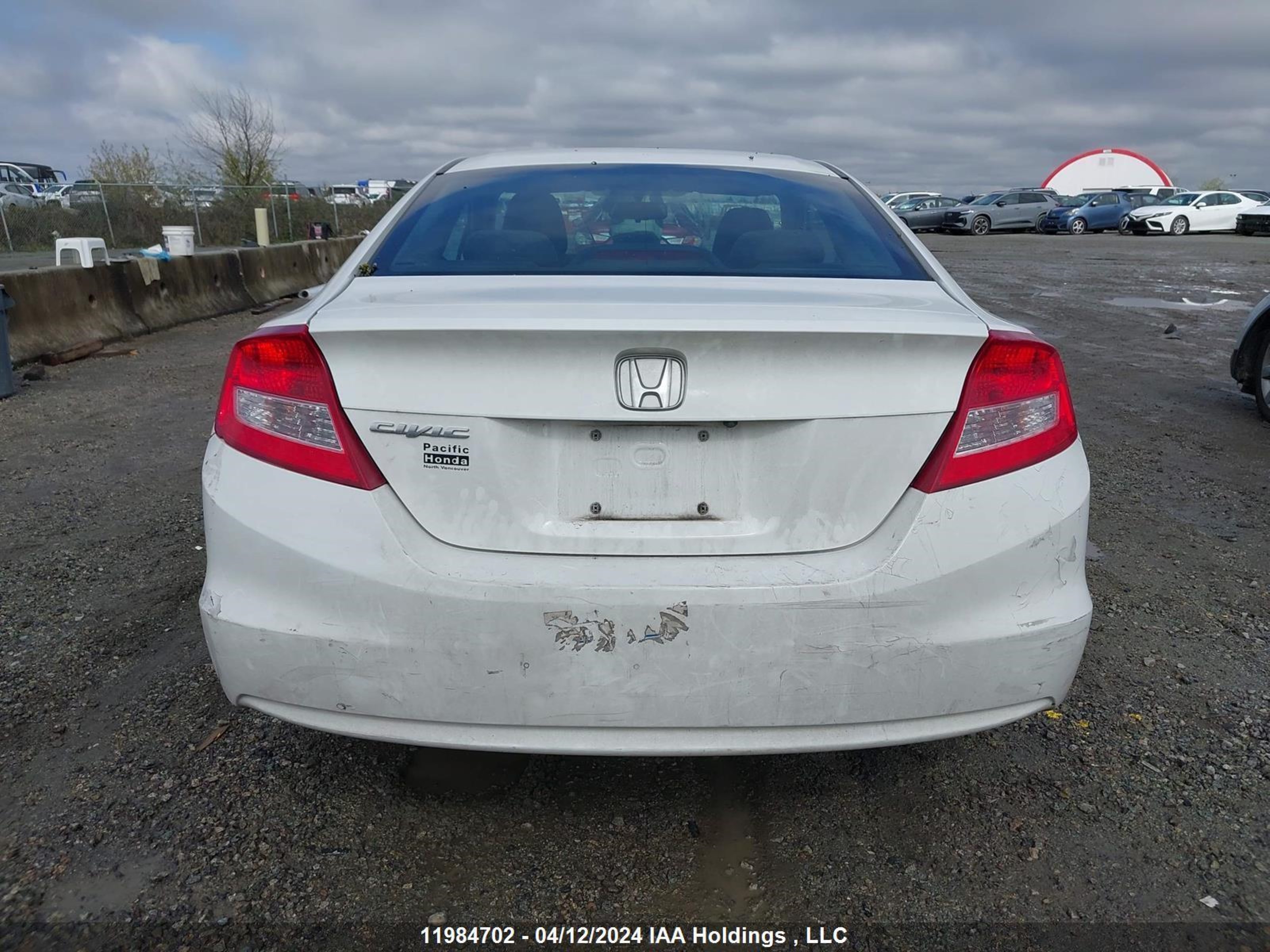 Photo 15 VIN: 2HGFG3B50DH004536 - HONDA CIVIC 