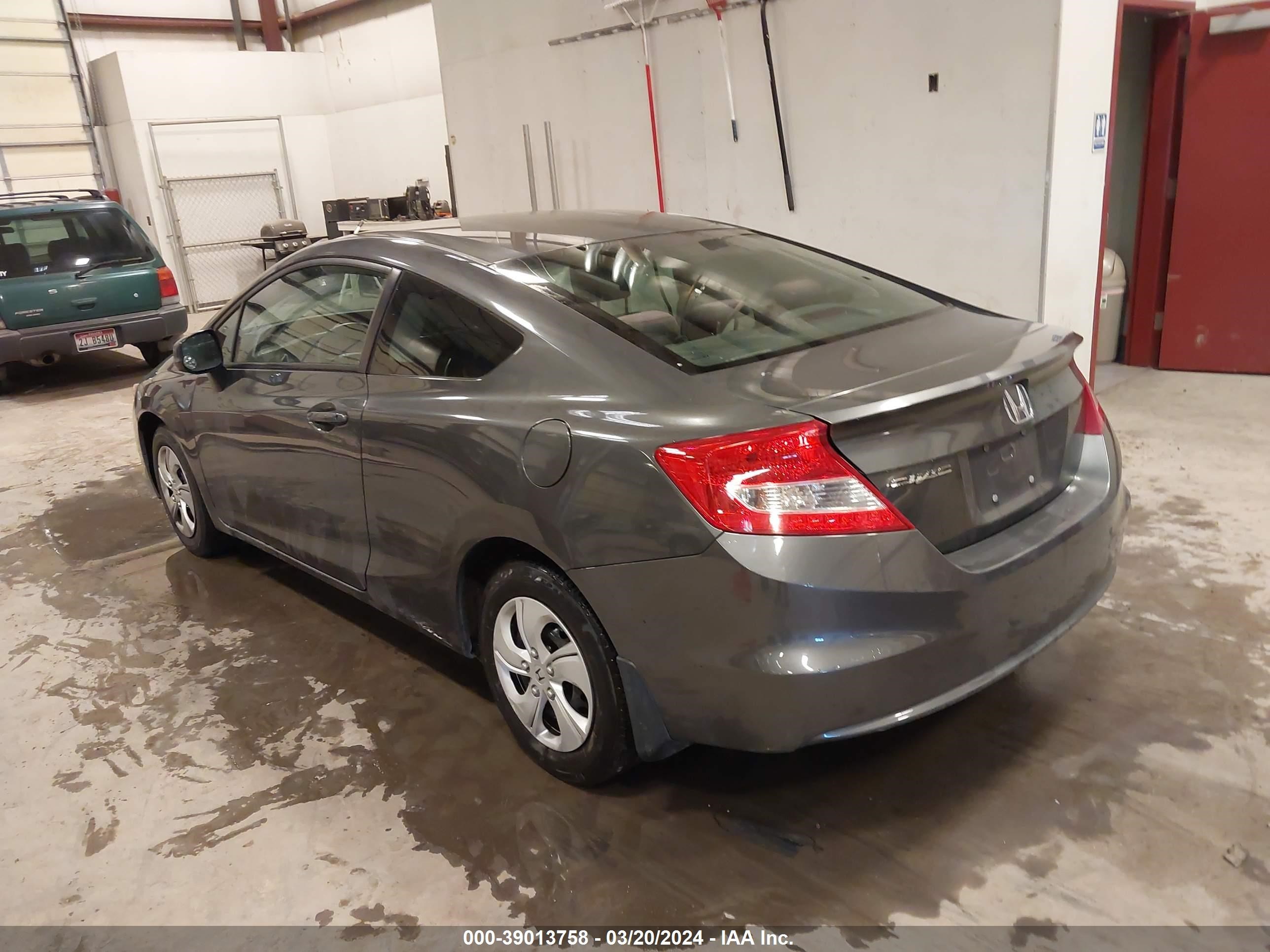 Photo 2 VIN: 2HGFG3B54DH506904 - HONDA CIVIC 