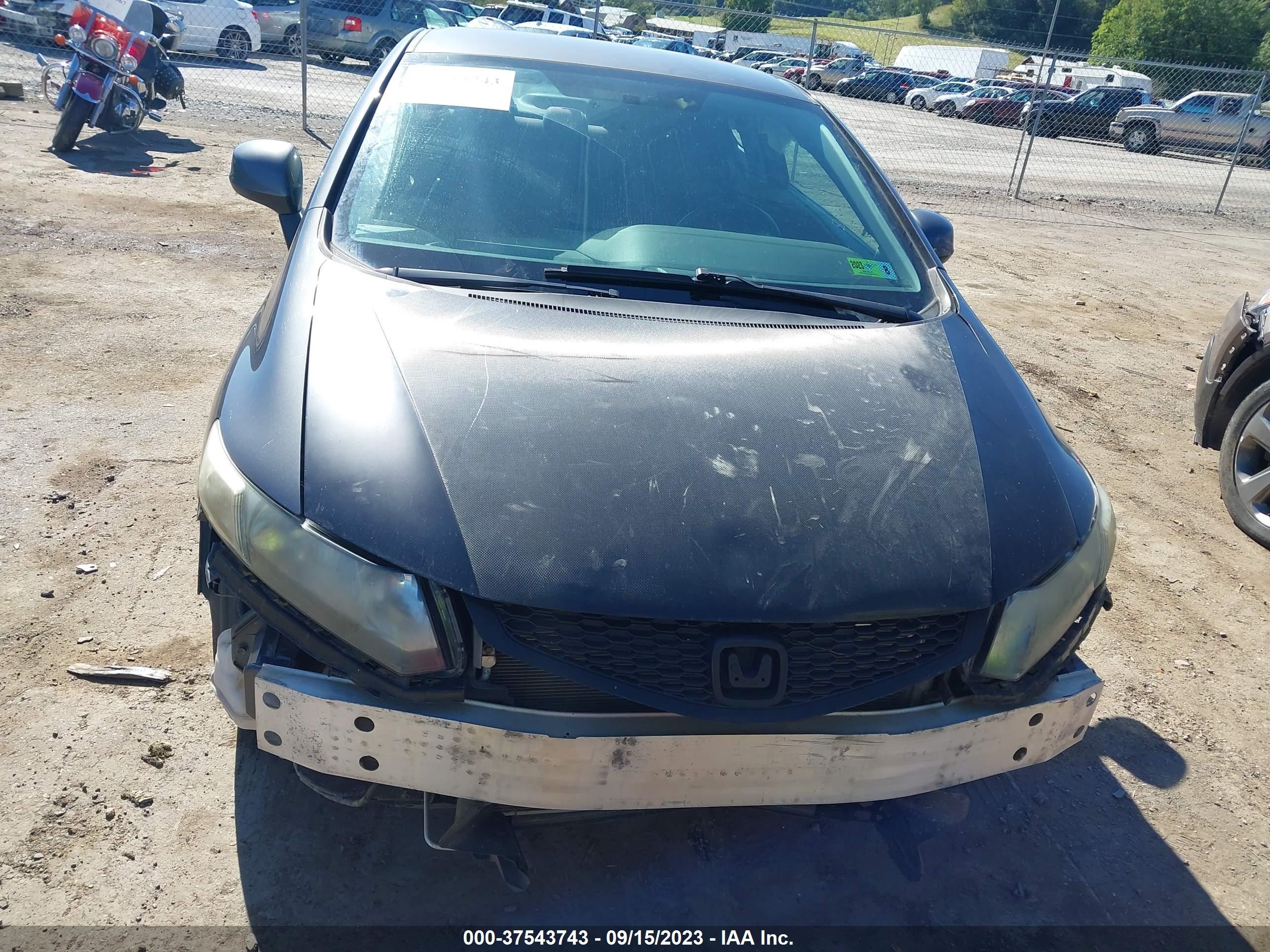 Photo 11 VIN: 2HGFG3B54DH531768 - HONDA CIVIC 