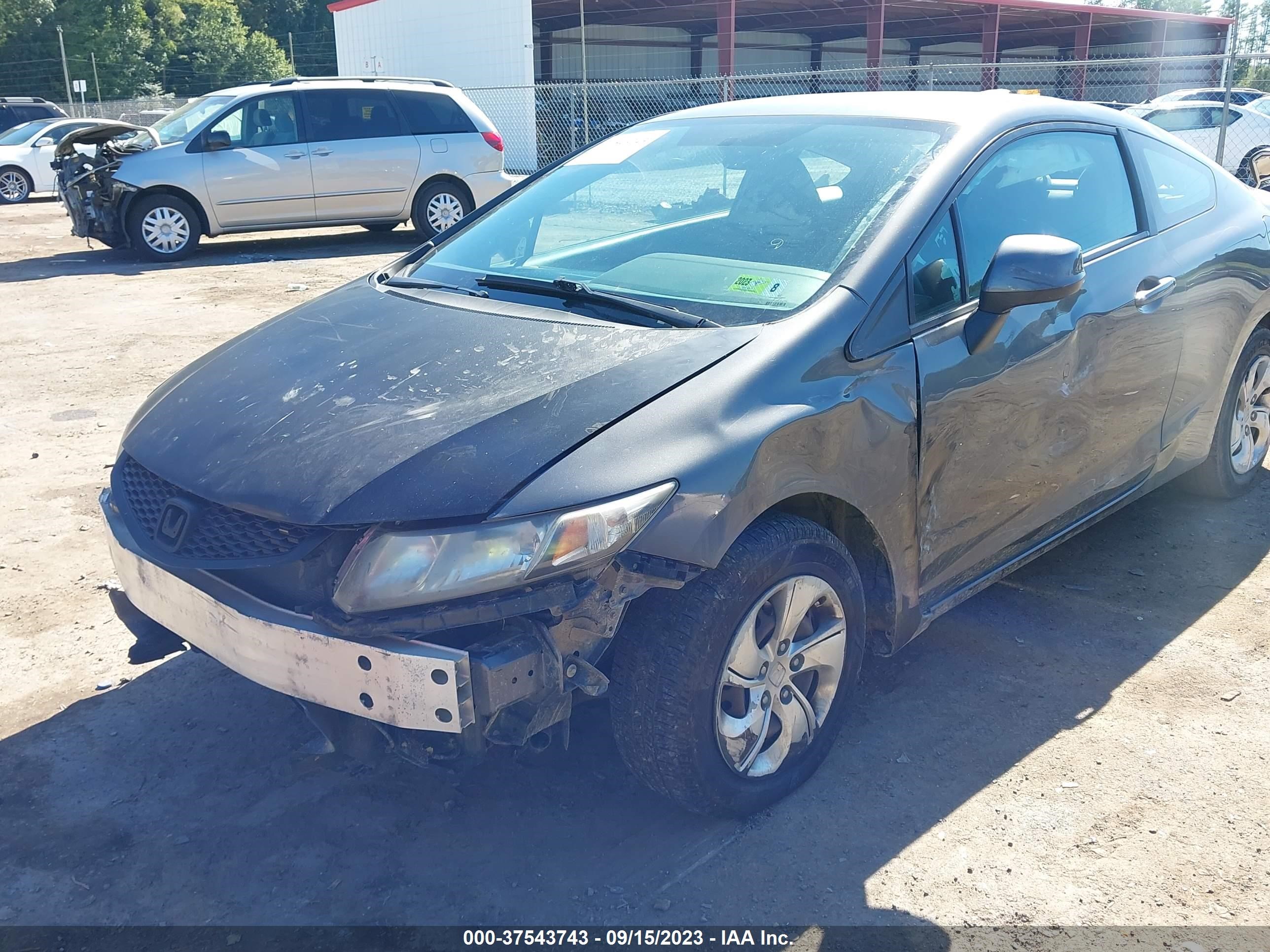 Photo 5 VIN: 2HGFG3B54DH531768 - HONDA CIVIC 