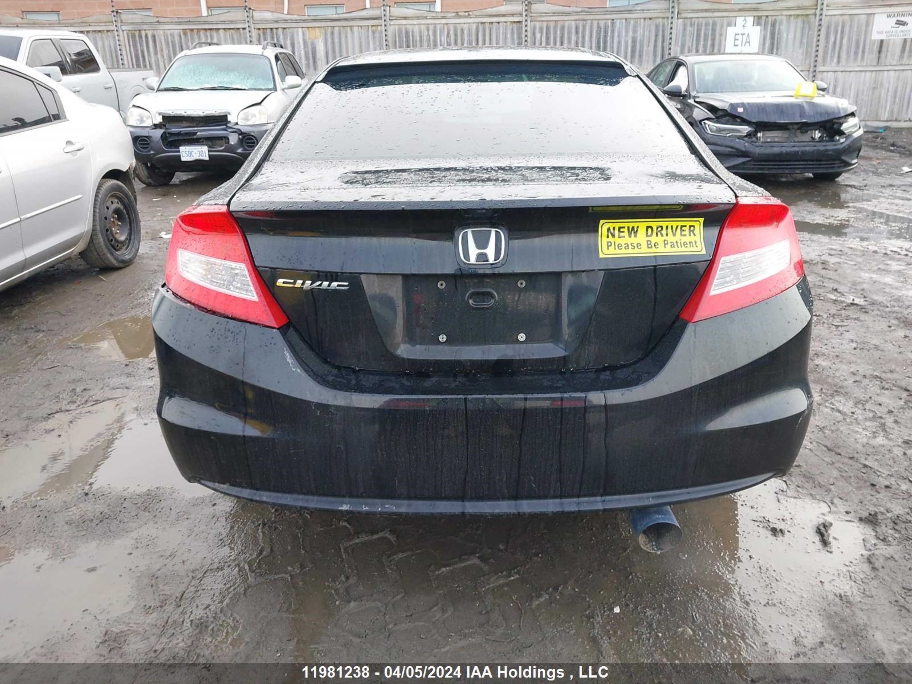 Photo 16 VIN: 2HGFG3B57CH004810 - HONDA CIVIC 