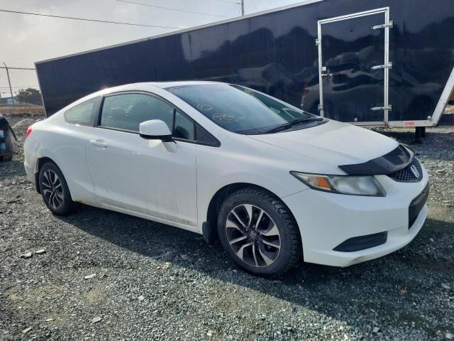 Photo 3 VIN: 2HGFG3B58DH000329 - HONDA CIVIC LX 