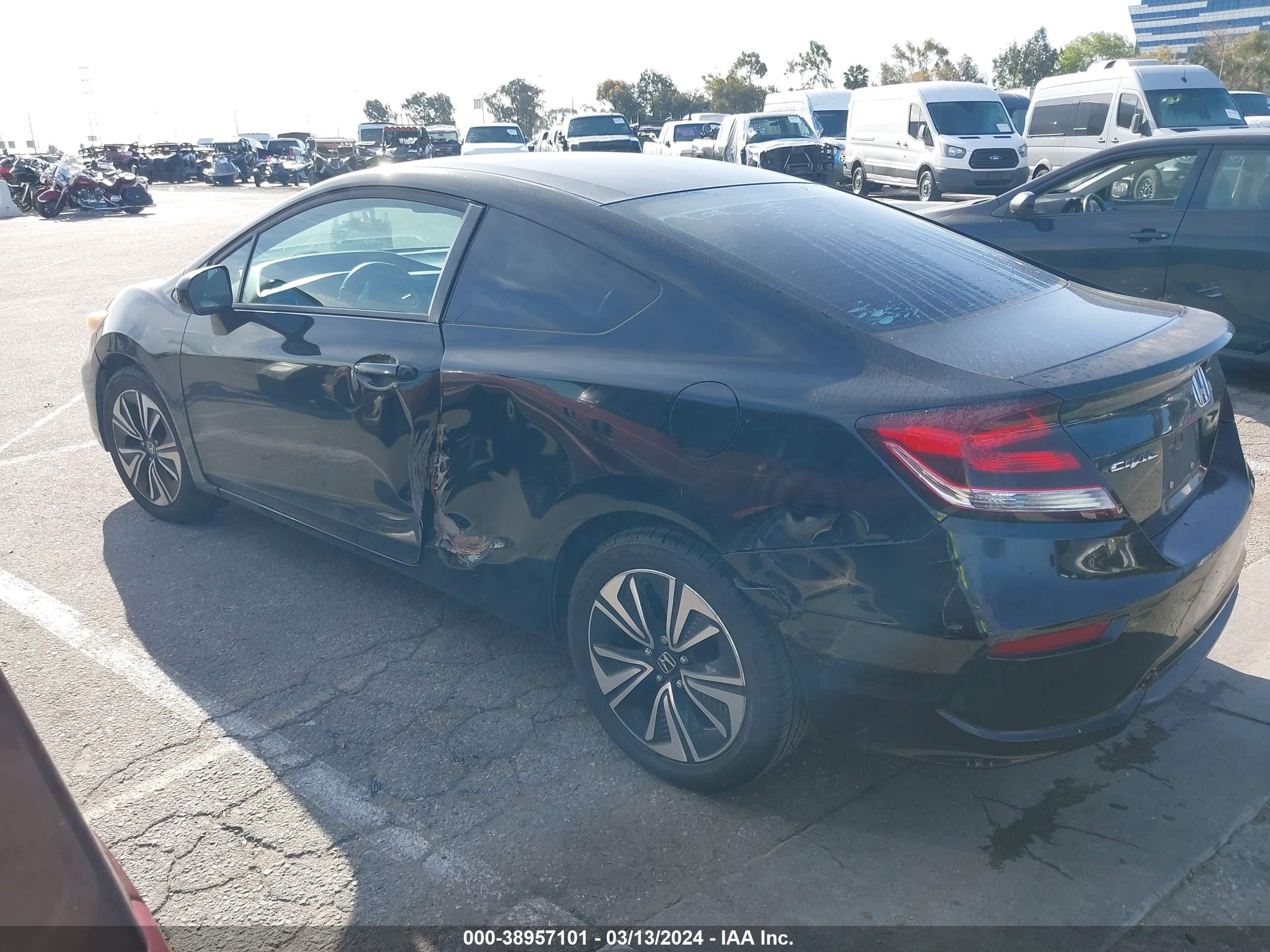 Photo 2 VIN: 2HGFG3B5XEH522185 - HONDA CIVIC 