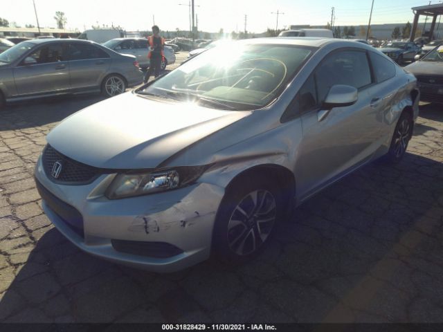 Photo 1 VIN: 2HGFG3B80DH500883 - HONDA CIVIC CPE 