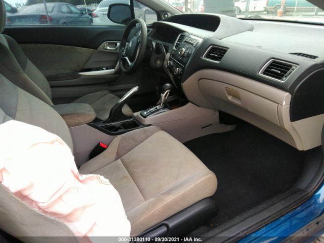 Photo 4 VIN: 2HGFG3B80DH505498 - HONDA CIVIC CPE 