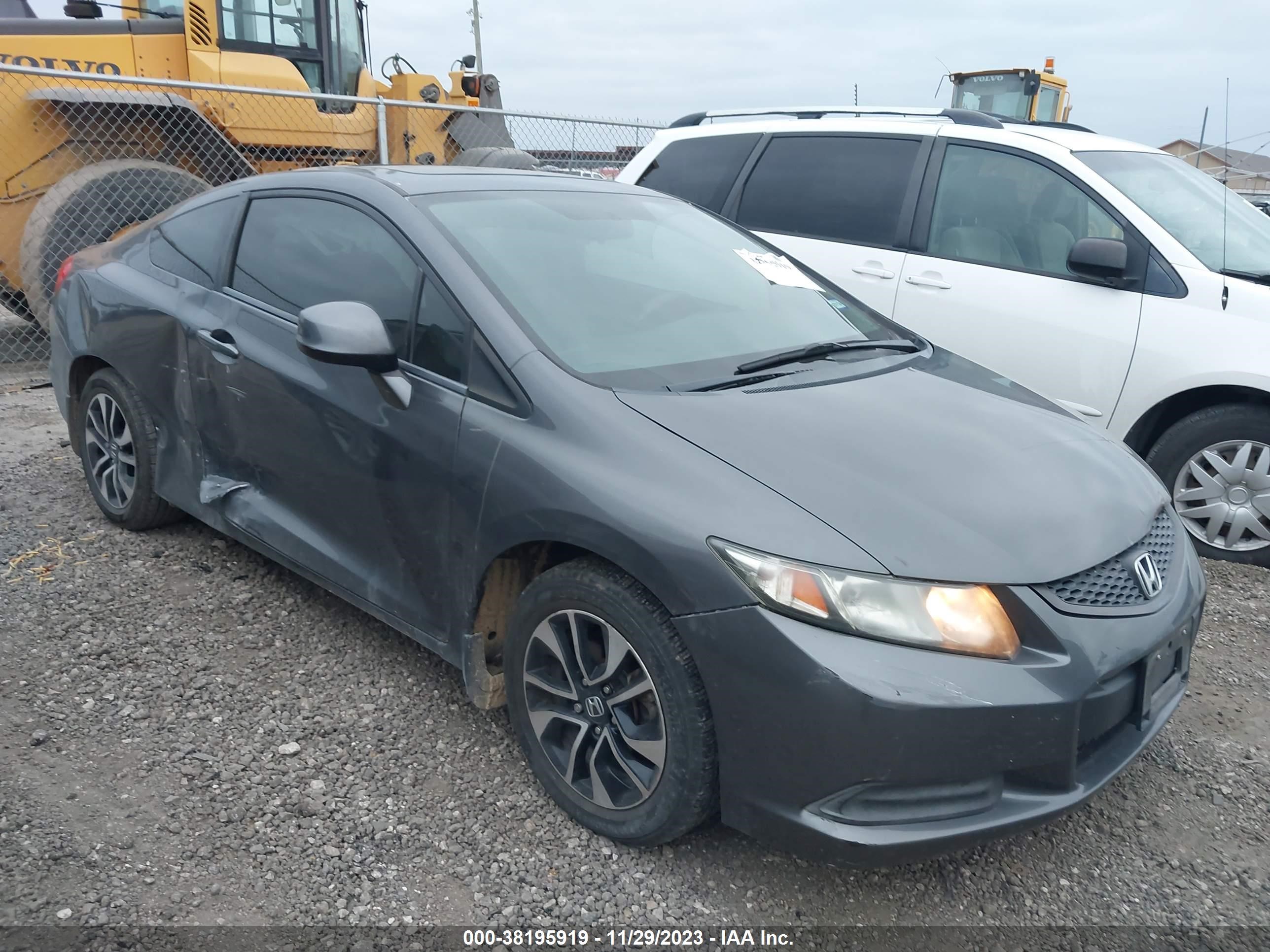 Photo 0 VIN: 2HGFG3B82DH517877 - HONDA CIVIC 