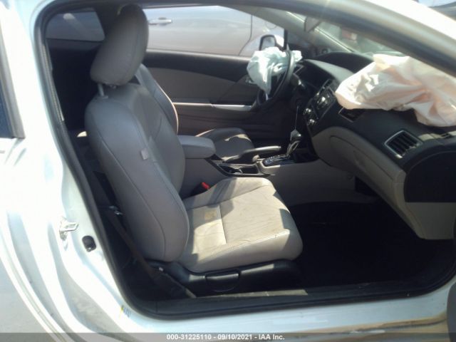 Photo 4 VIN: 2HGFG3B82DH521332 - HONDA CIVIC CPE 