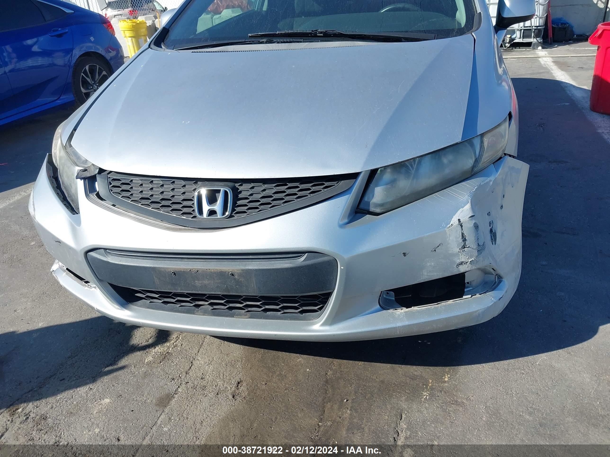 Photo 11 VIN: 2HGFG3B83DH516561 - HONDA CIVIC 