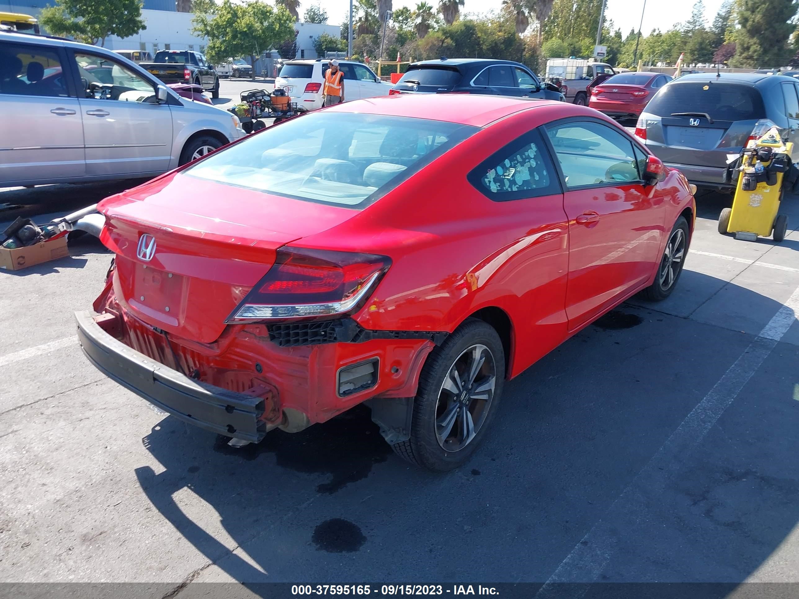 Photo 3 VIN: 2HGFG3B86EH525515 - HONDA CIVIC 