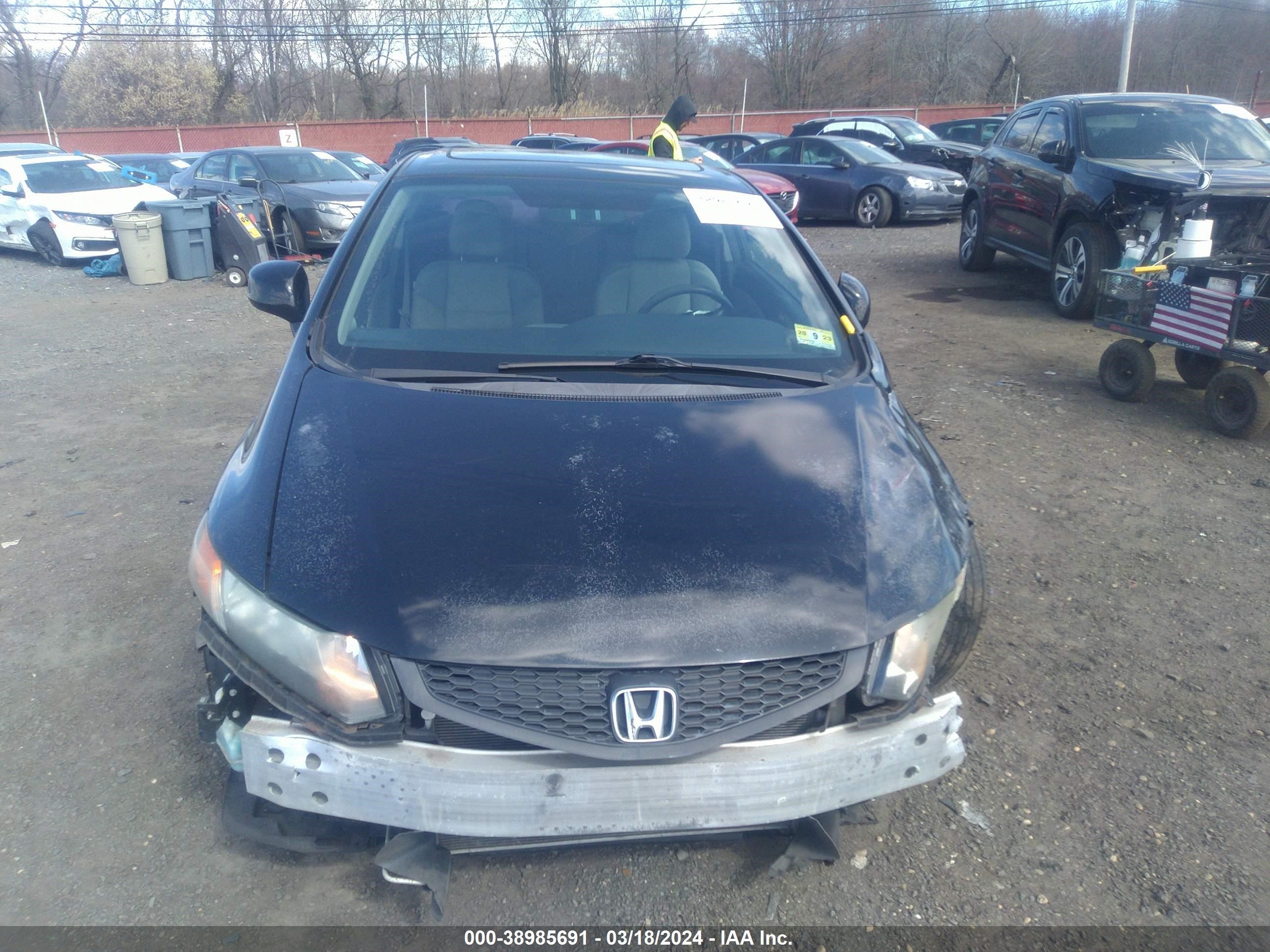 Photo 11 VIN: 2HGFG3B87CH543874 - HONDA CIVIC 