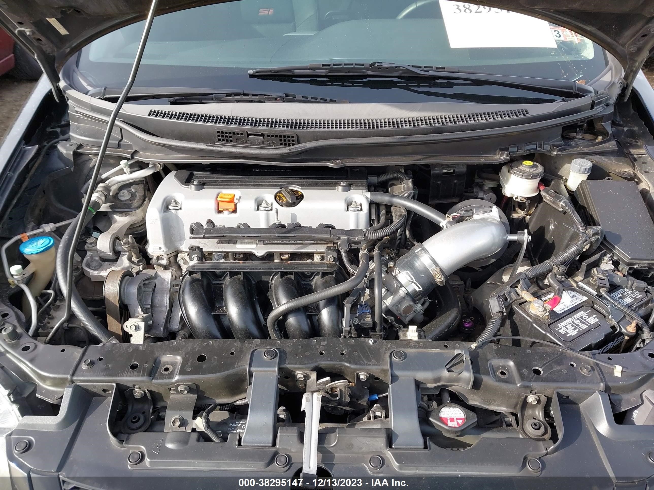 Photo 9 VIN: 2HGFG4A55CH701562 - HONDA CIVIC 