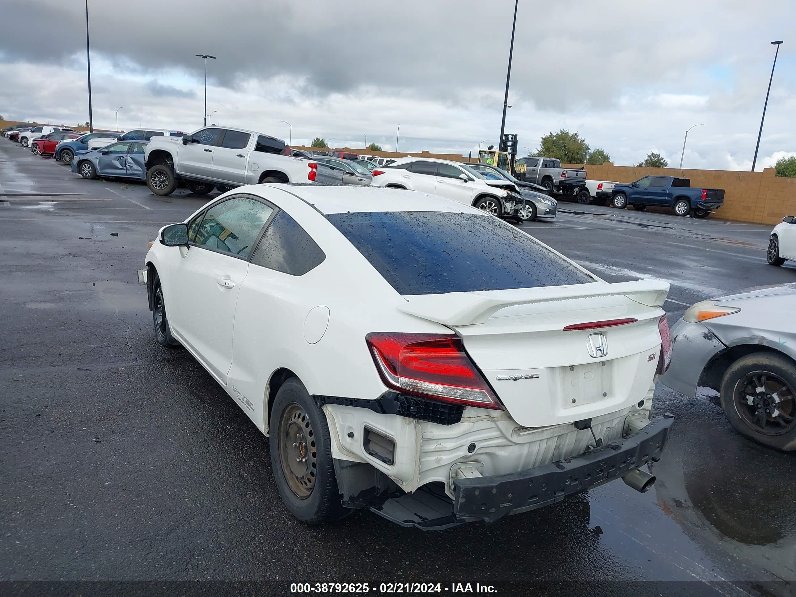 Photo 2 VIN: 2HGFG4A55FH703932 - HONDA CIVIC 