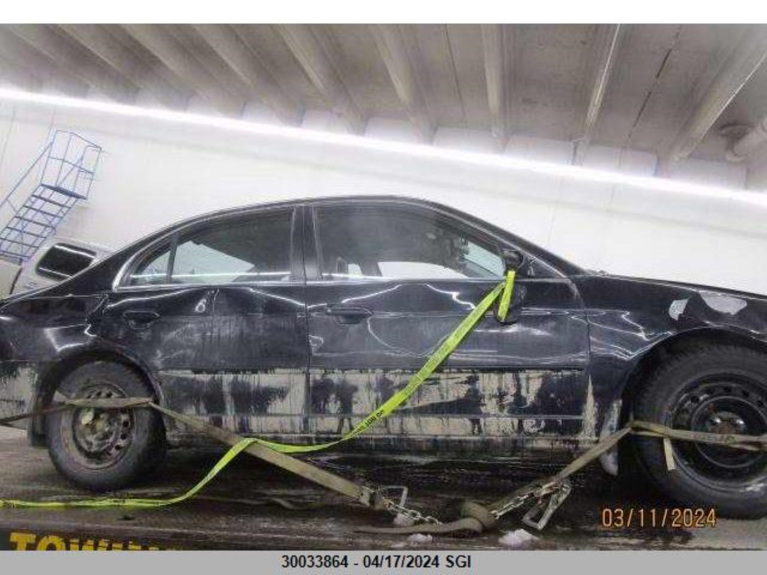 Photo 5 VIN: 2HHES35801H000770 - ACURA EL 