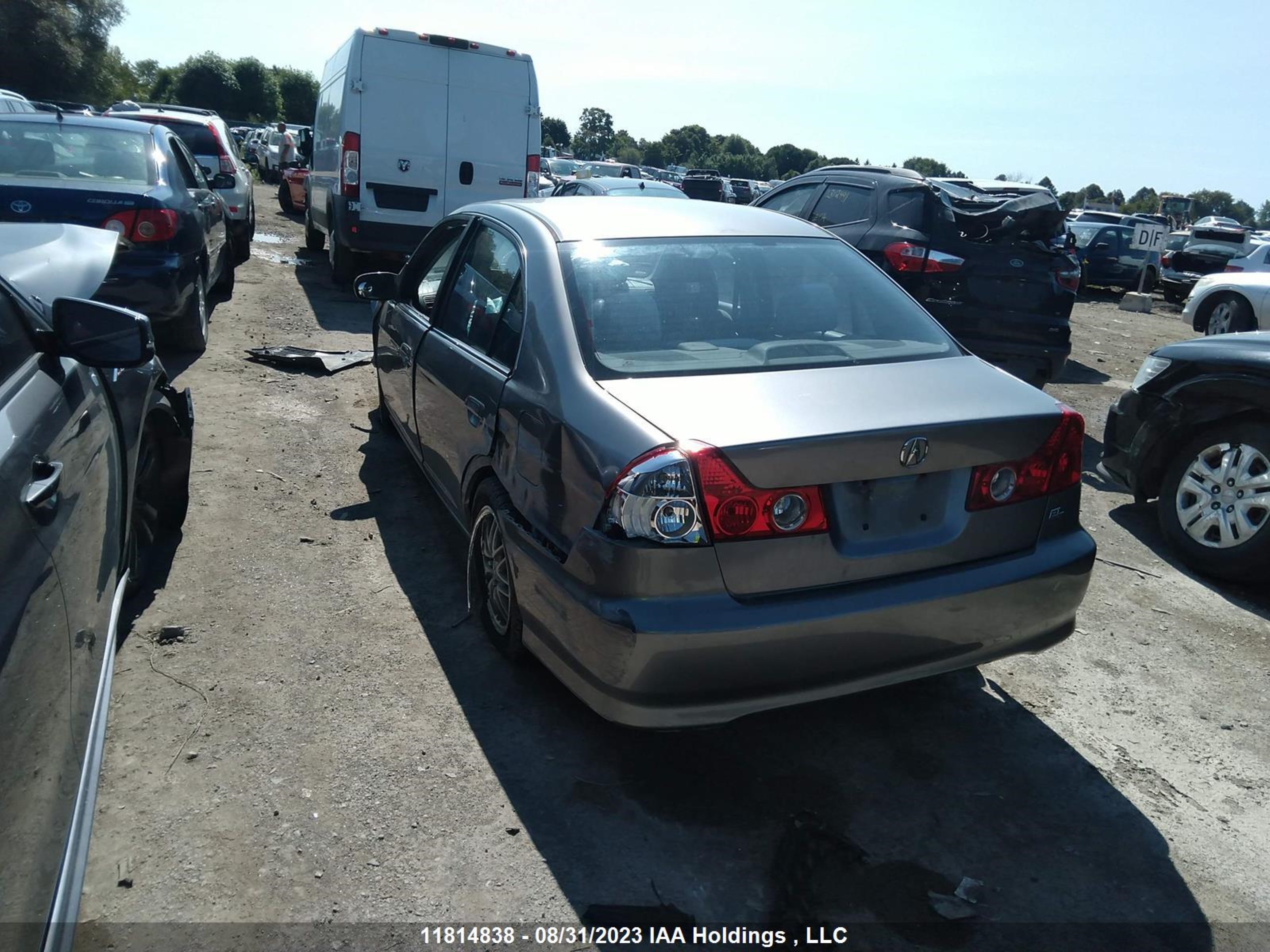 Photo 2 VIN: 2HHES36625H104292 - ACURA EL 