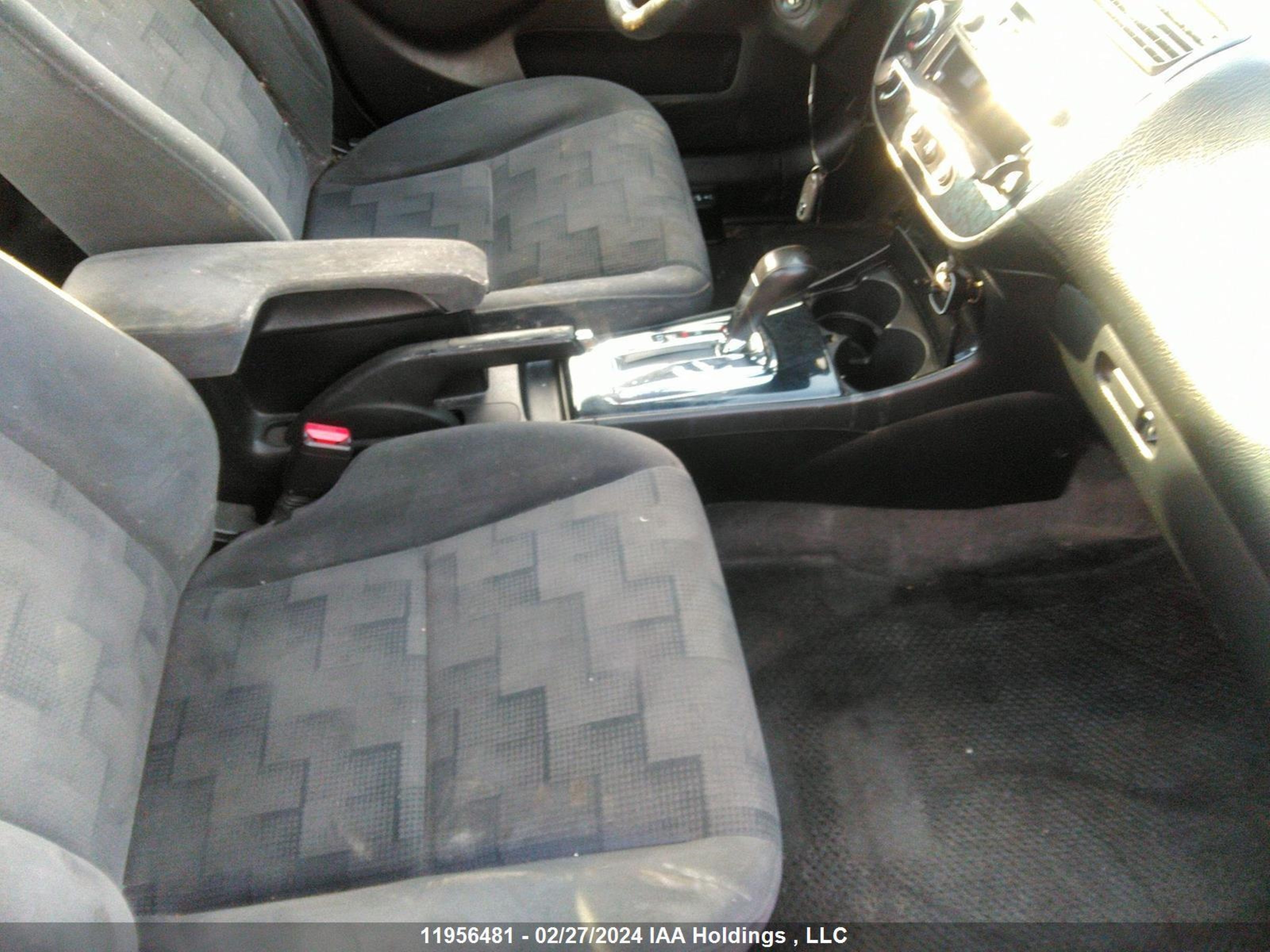 Photo 4 VIN: 2HHES366X5H103407 - ACURA EL 