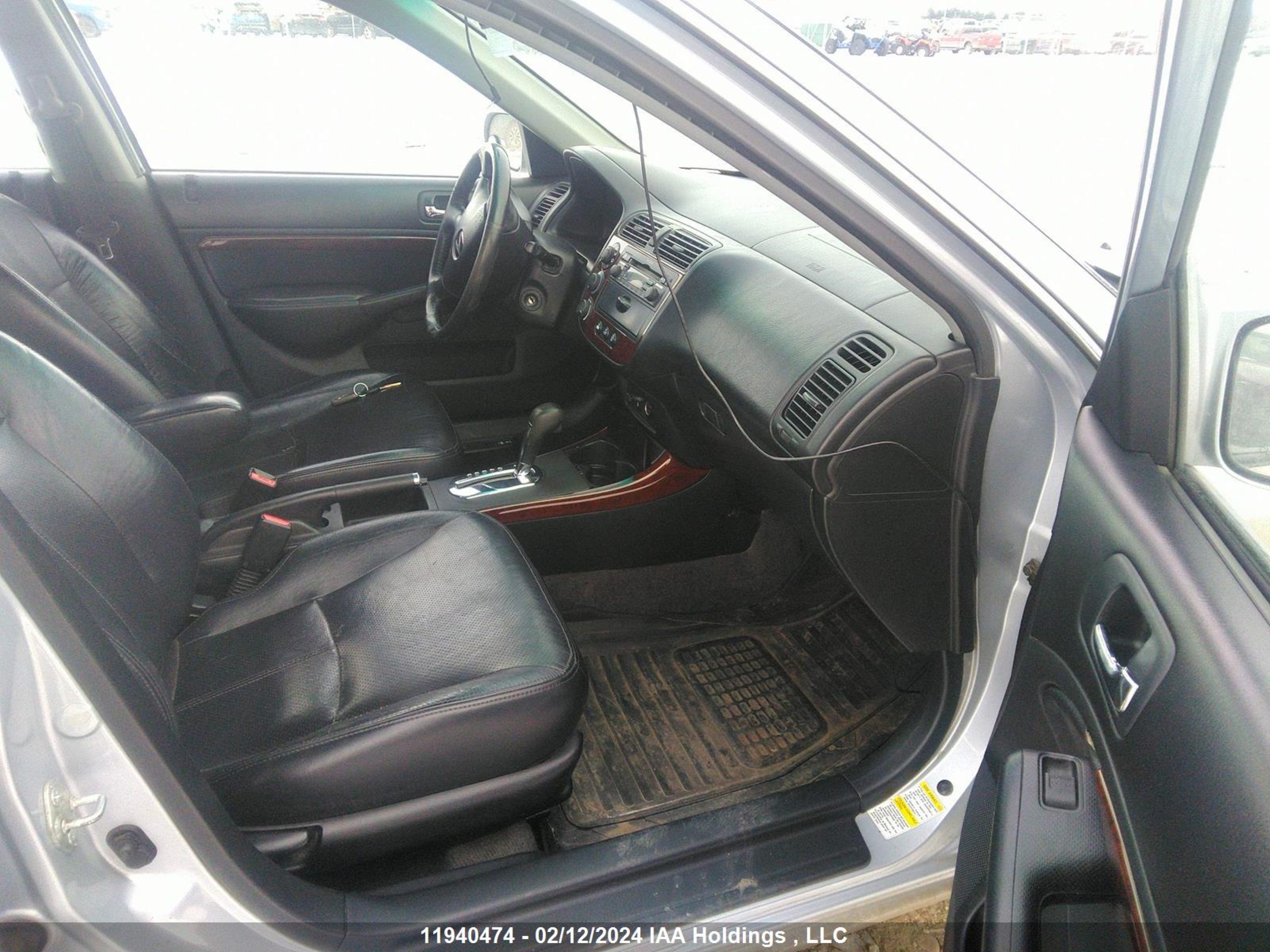 Photo 4 VIN: 2HHES36831H007646 - ACURA EL 