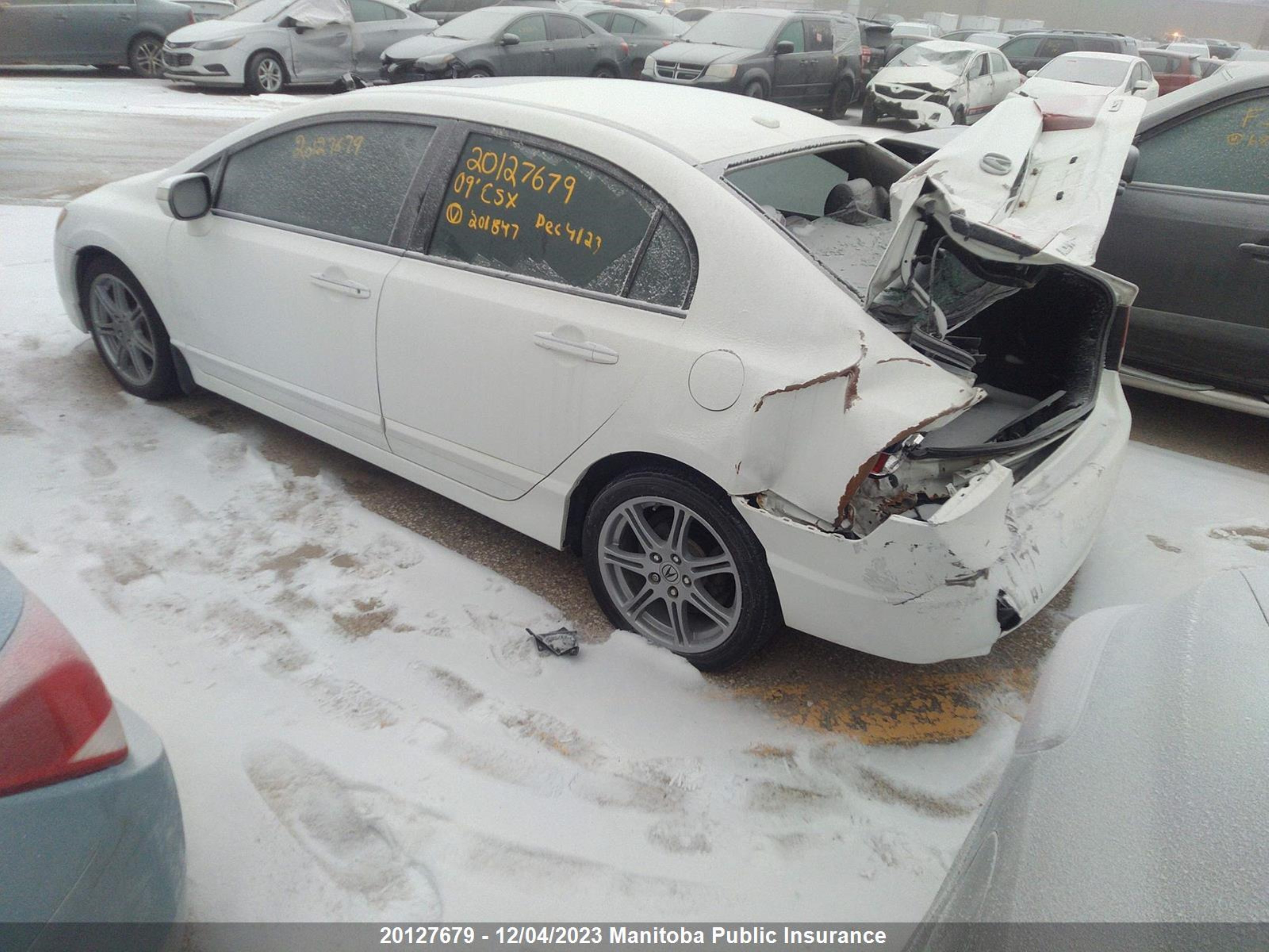 Photo 2 VIN: 2HHFD56719H201847 - ACURA CSX 