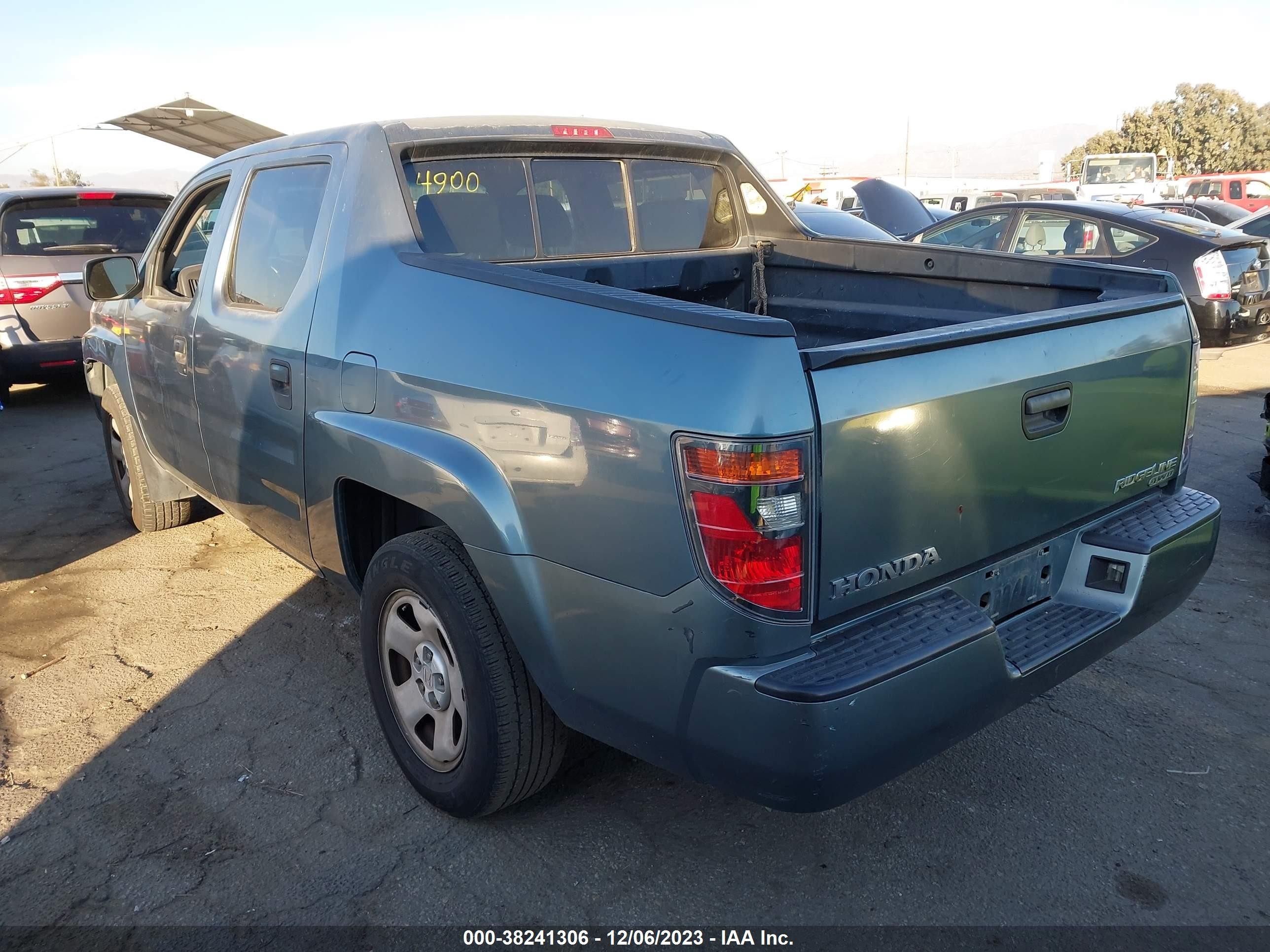 Photo 2 VIN: 2HJYK16216H576210 - HONDA RIDGELINE 