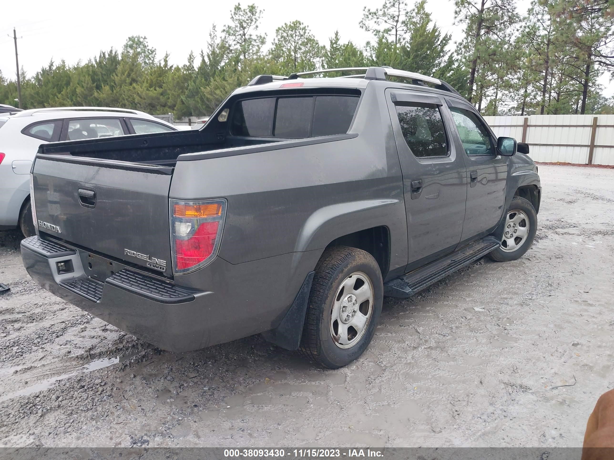 Photo 3 VIN: 2HJYK16278H501773 - HONDA RIDGELINE 