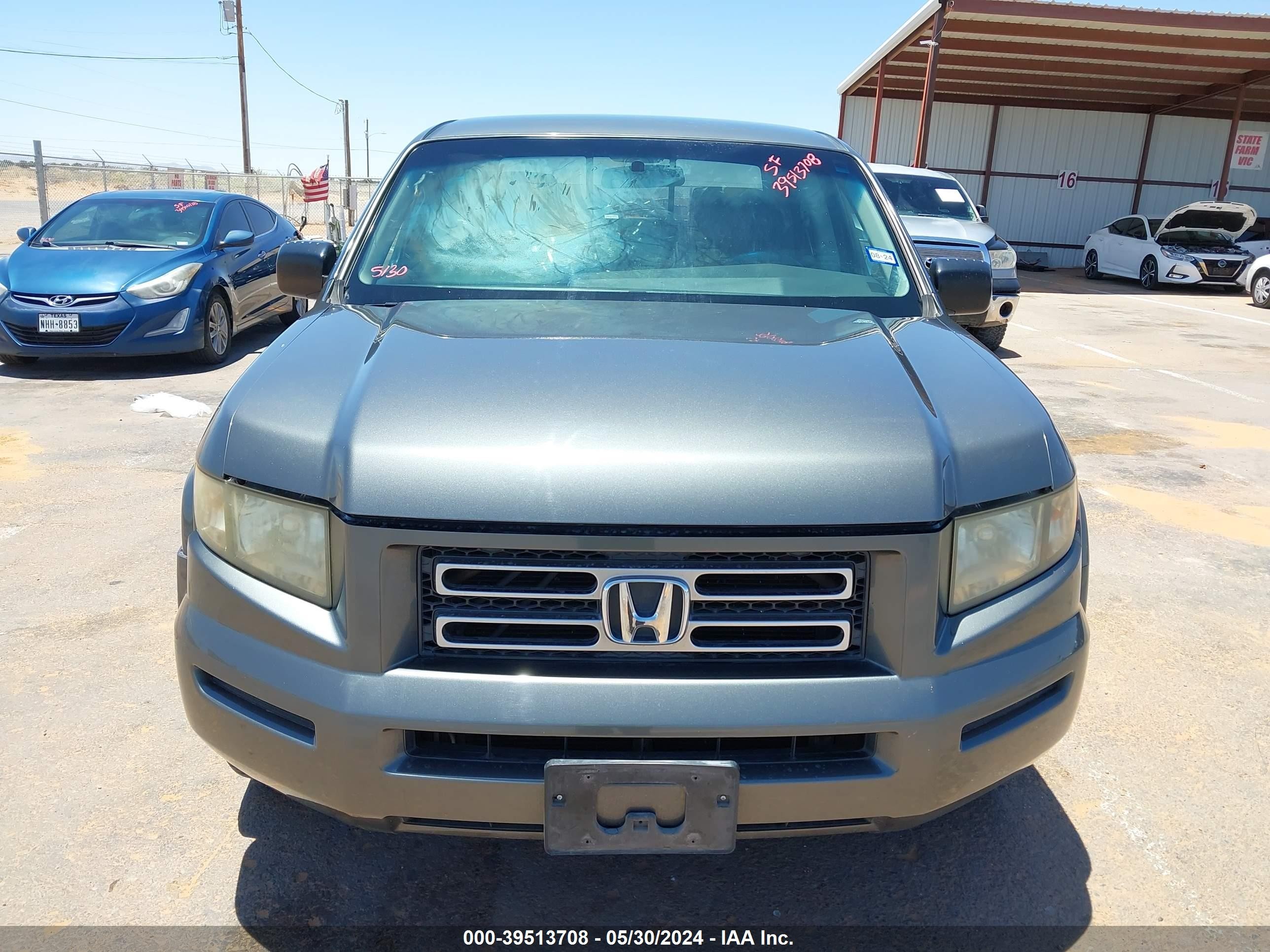 Photo 11 VIN: 2HJYK16298H534158 - HONDA RIDGELINE 