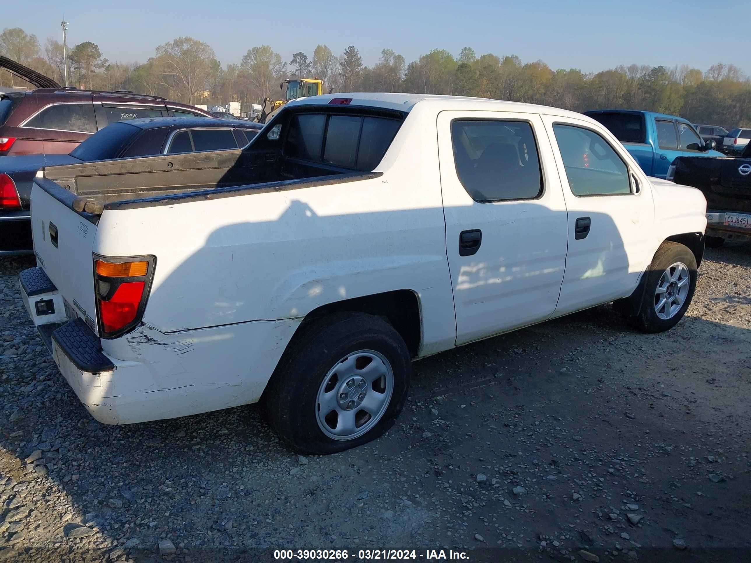 Photo 3 VIN: 2HJYK162X8H521287 - HONDA RIDGELINE 