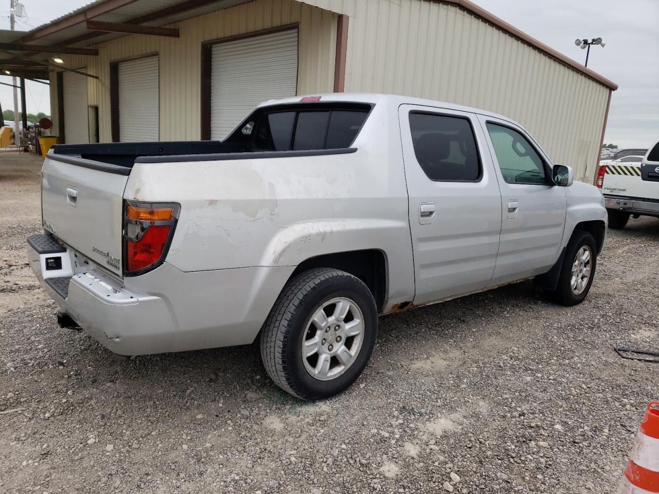 Photo 2 VIN: 2HJYK16406H553437 - HONDA RIDGELINE 