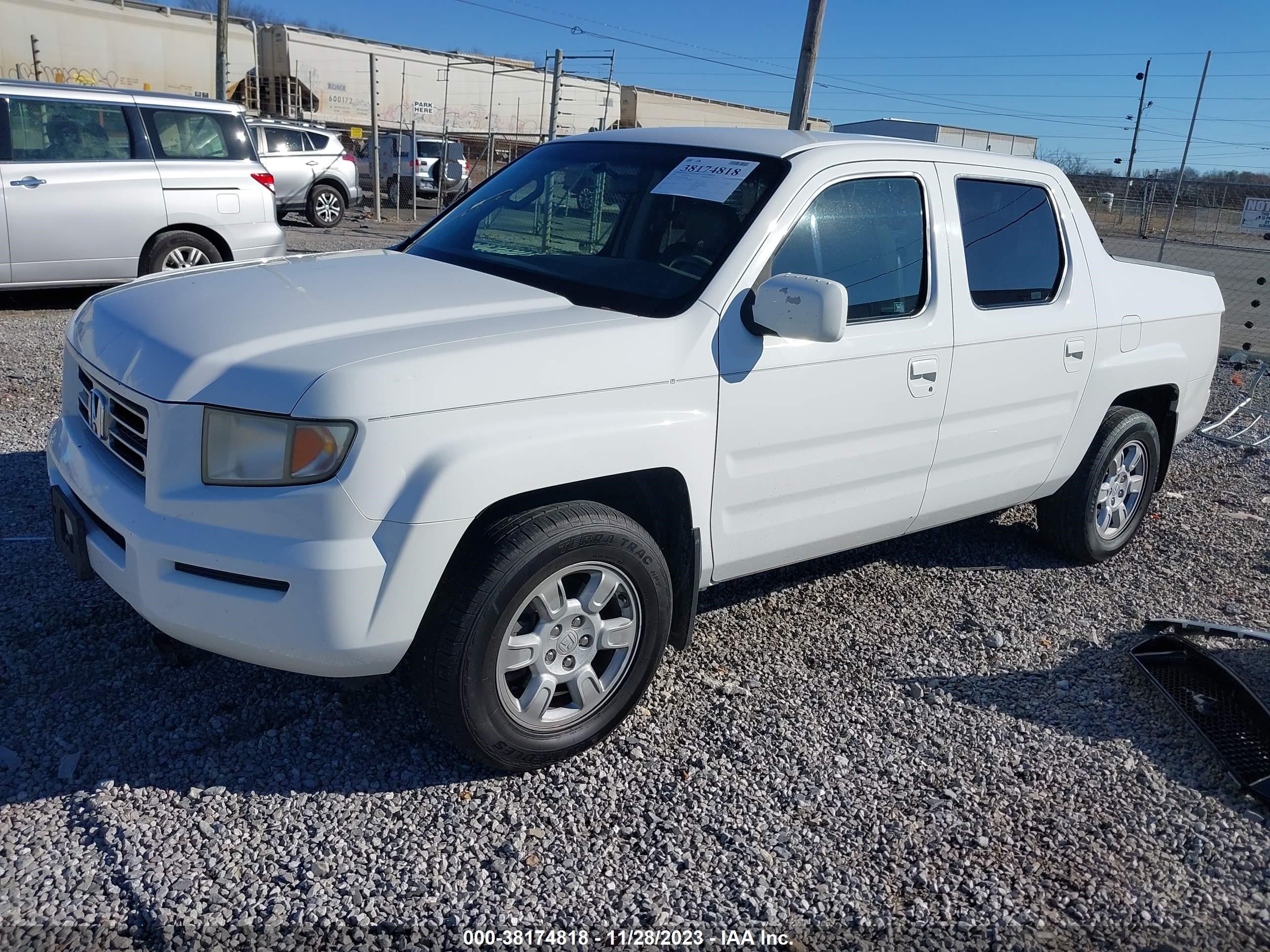 Photo 1 VIN: 2HJYK16426H523565 - HONDA RIDGELINE 