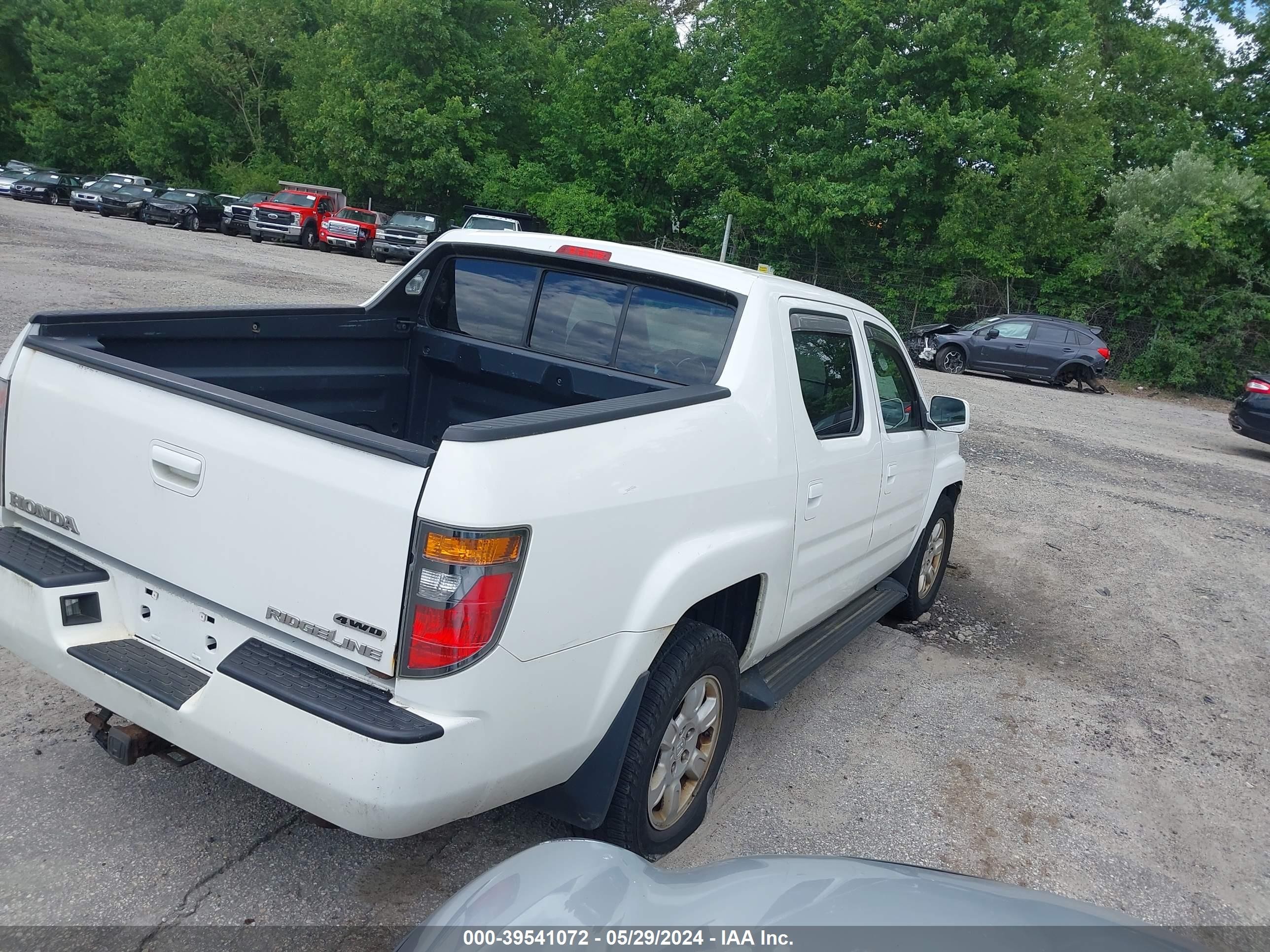 Photo 3 VIN: 2HJYK16426H530998 - HONDA RIDGELINE 