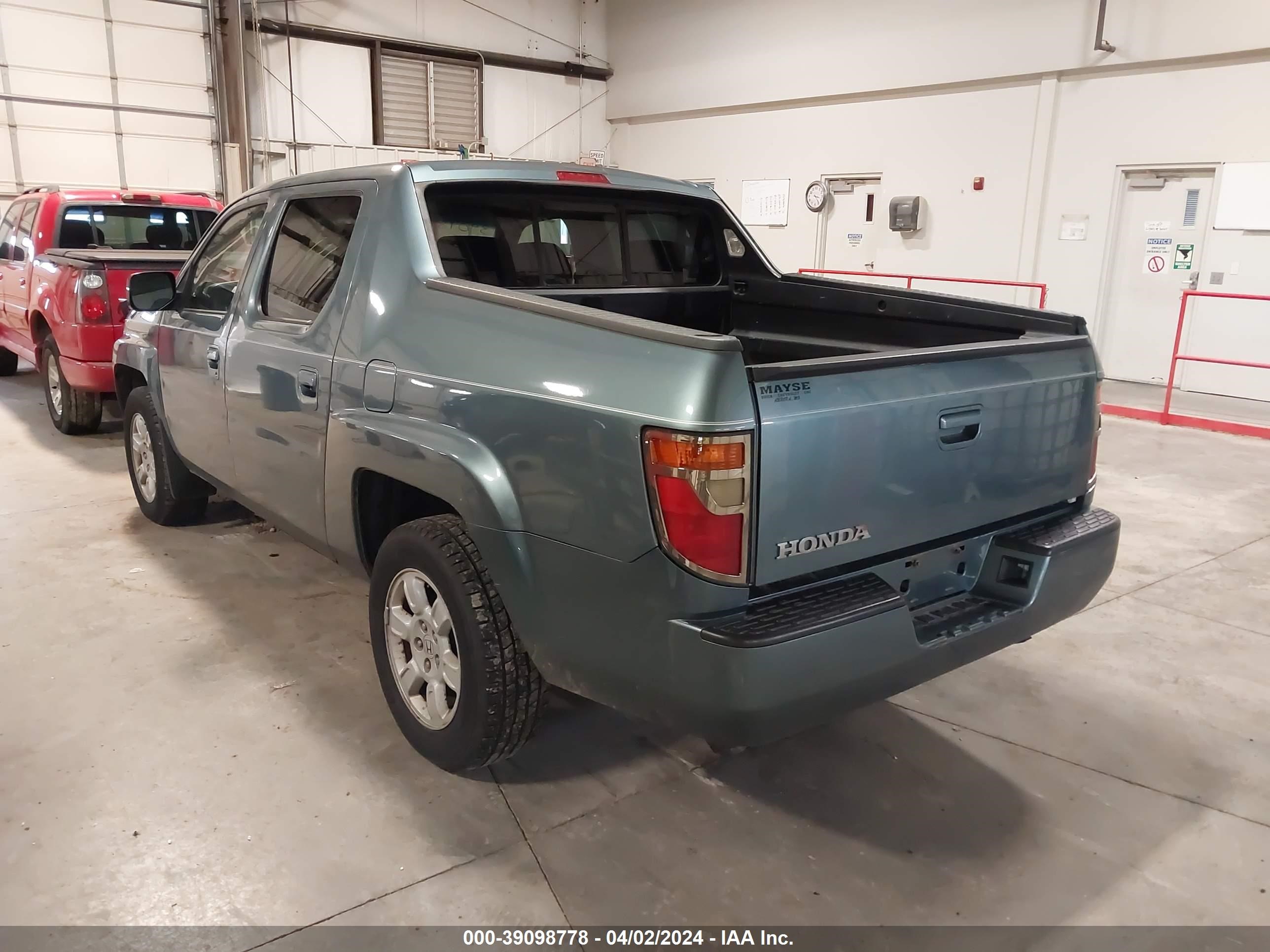 Photo 2 VIN: 2HJYK16427H544501 - HONDA RIDGELINE 