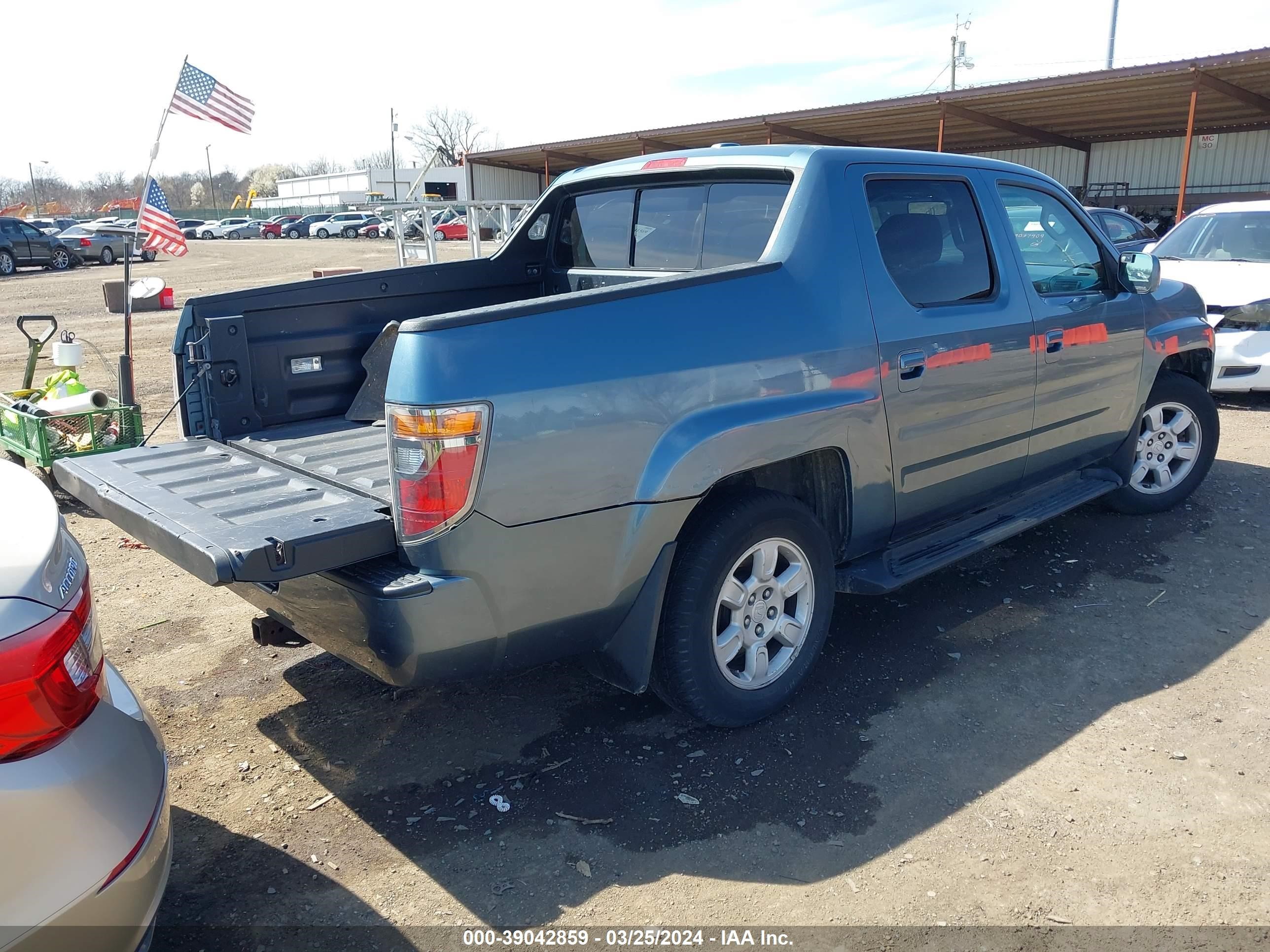 Photo 3 VIN: 2HJYK16506H518244 - HONDA RIDGELINE 