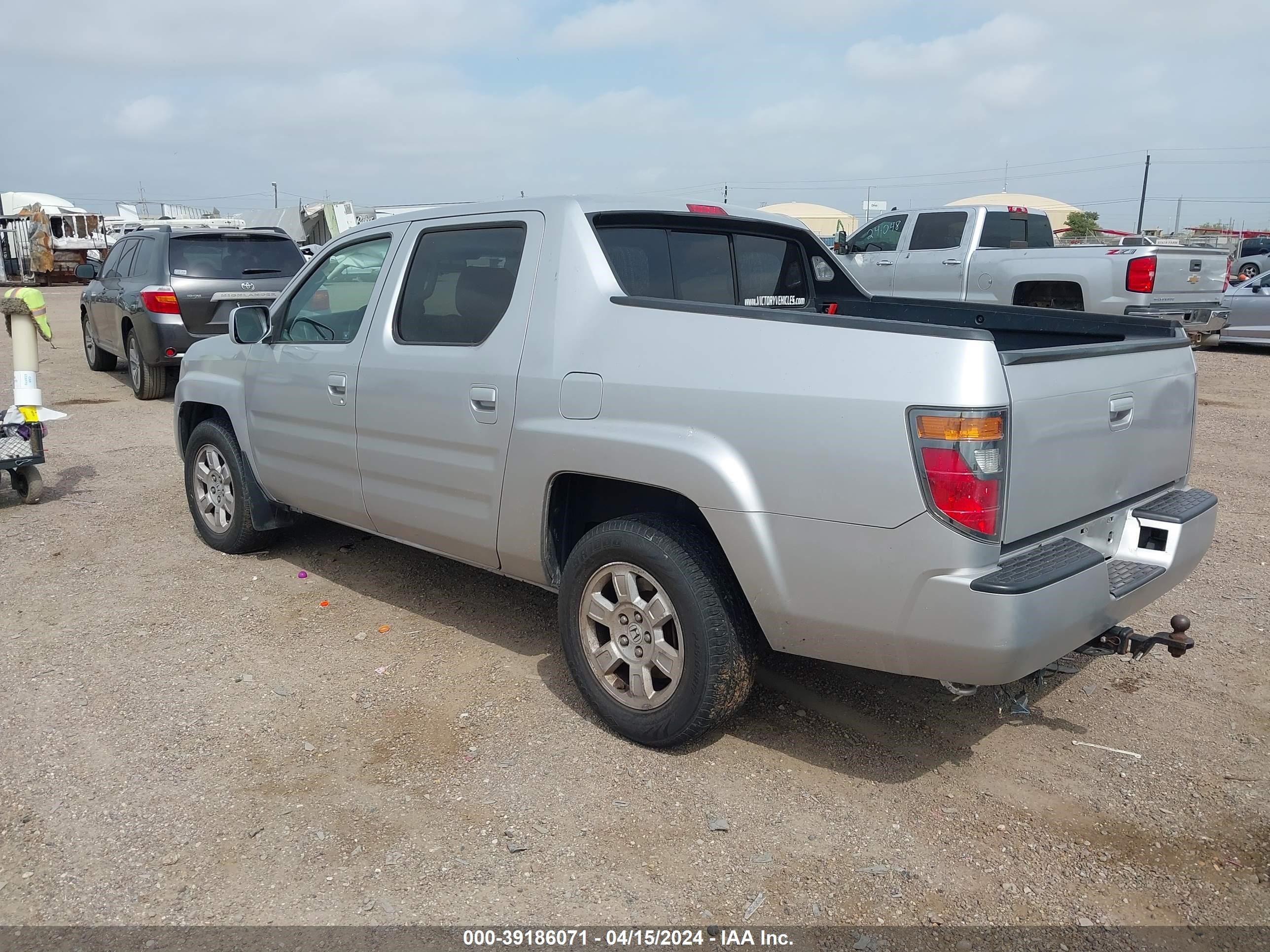 Photo 2 VIN: 2HJYK16508H529179 - HONDA RIDGELINE 