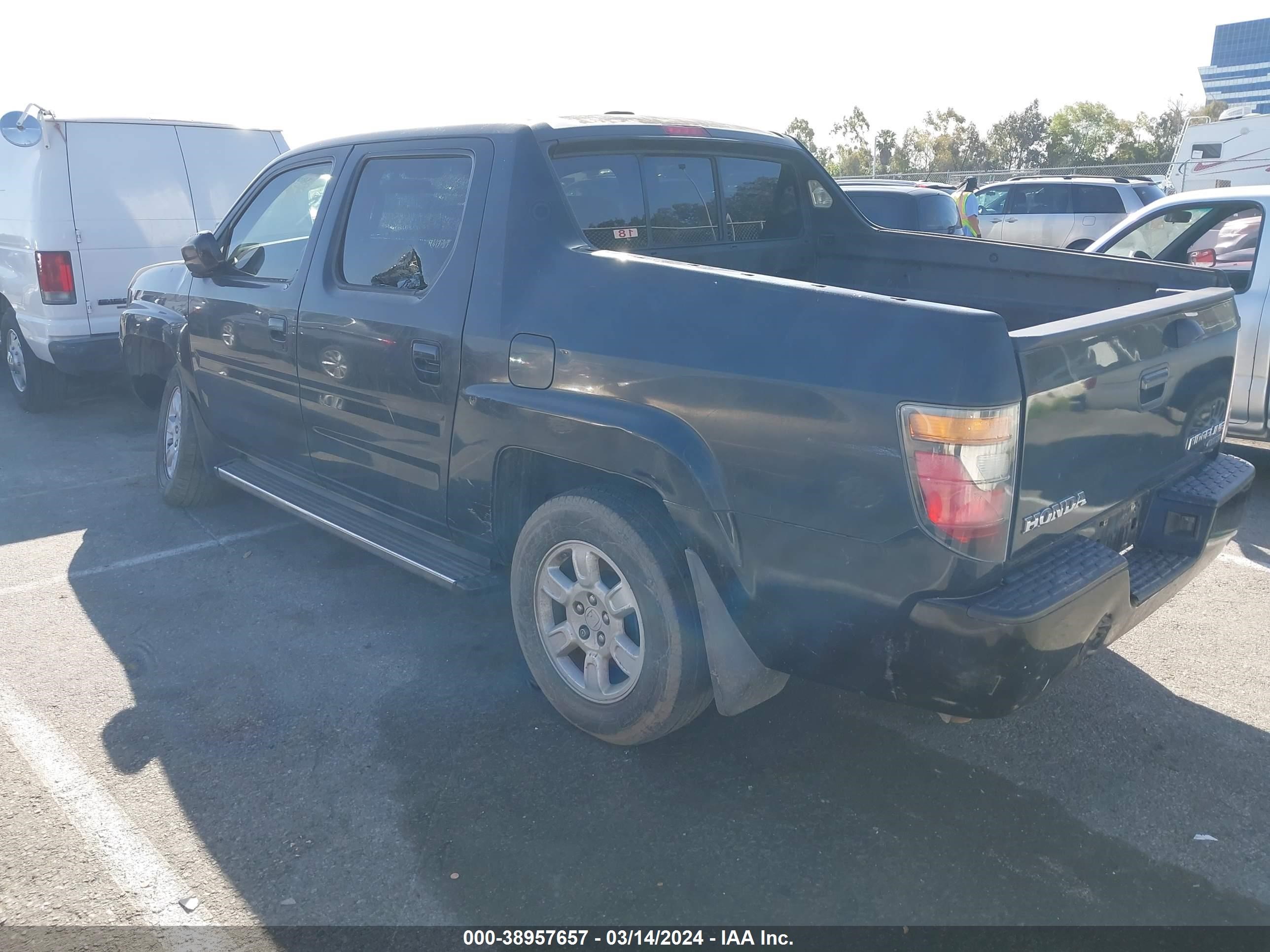 Photo 2 VIN: 2HJYK16516H519094 - HONDA RIDGELINE 