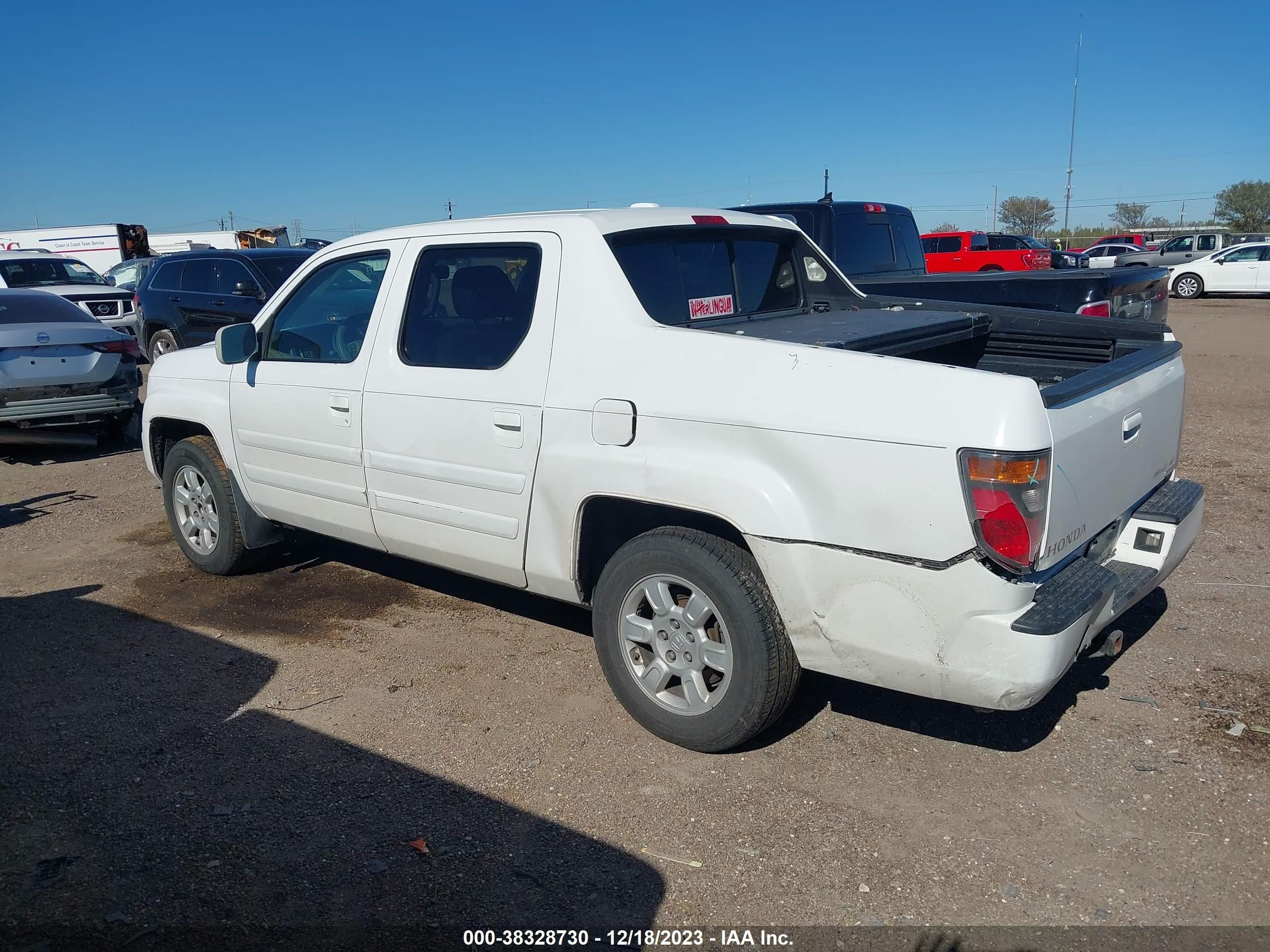 Photo 2 VIN: 2HJYK16516H527034 - HONDA RIDGELINE 