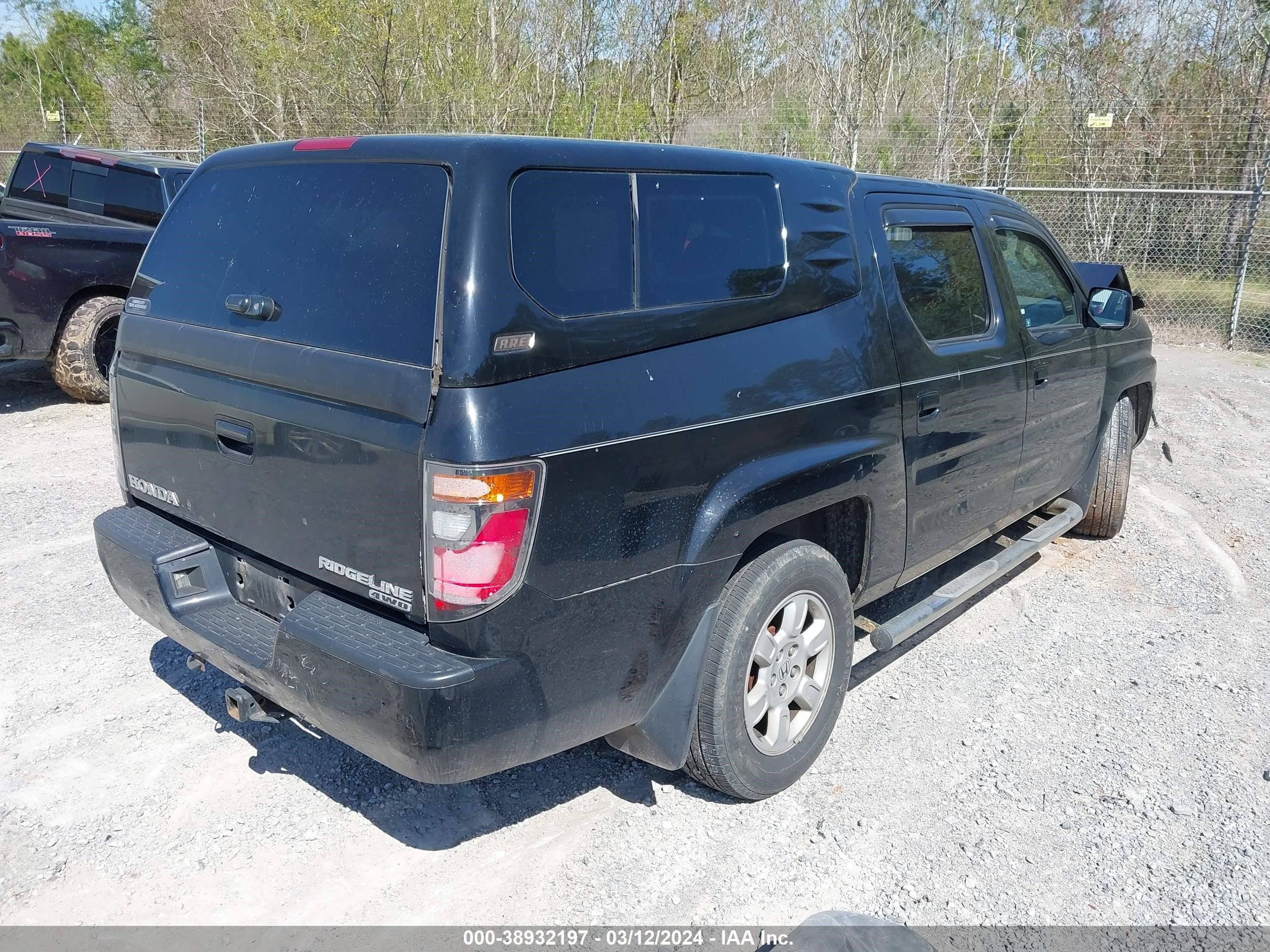 Photo 3 VIN: 2HJYK16517H507772 - HONDA RIDGELINE 