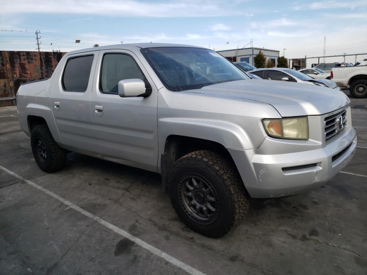 Photo 3 VIN: 2HJYK16518H512813 - HONDA RIDGELINE 