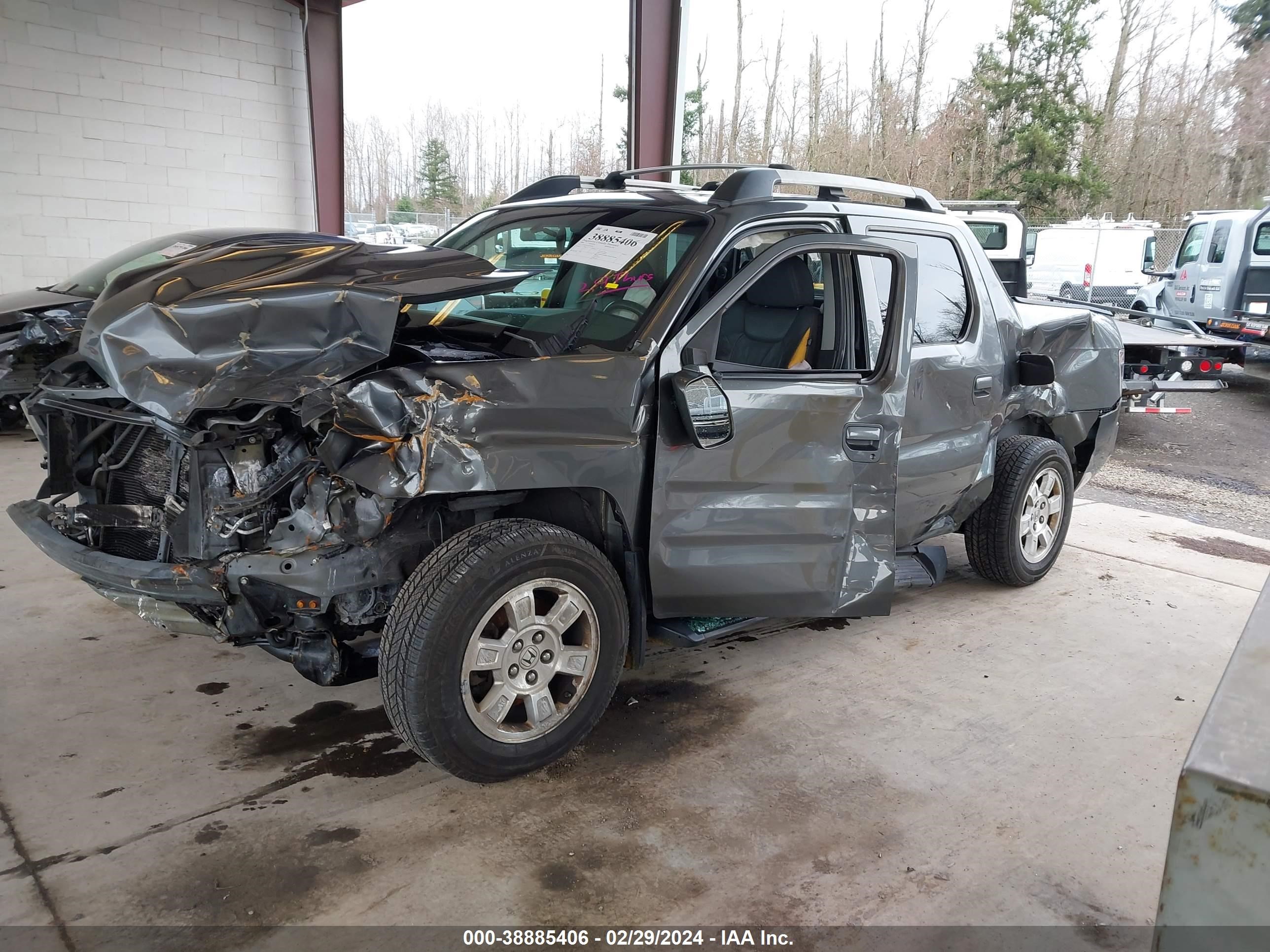 Photo 1 VIN: 2HJYK16528H523092 - HONDA RIDGELINE 