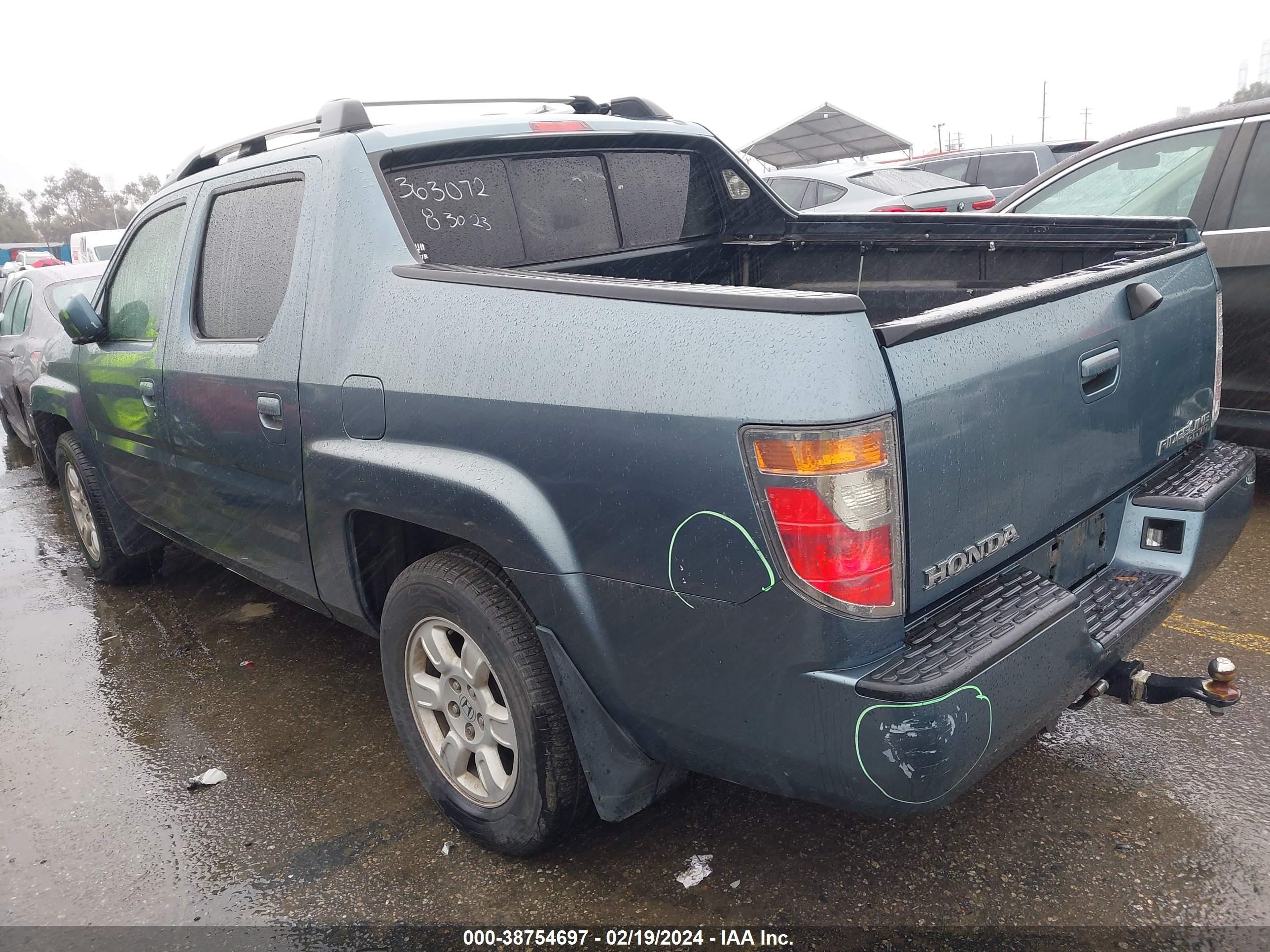 Photo 2 VIN: 2HJYK16547H513095 - HONDA RIDGELINE 