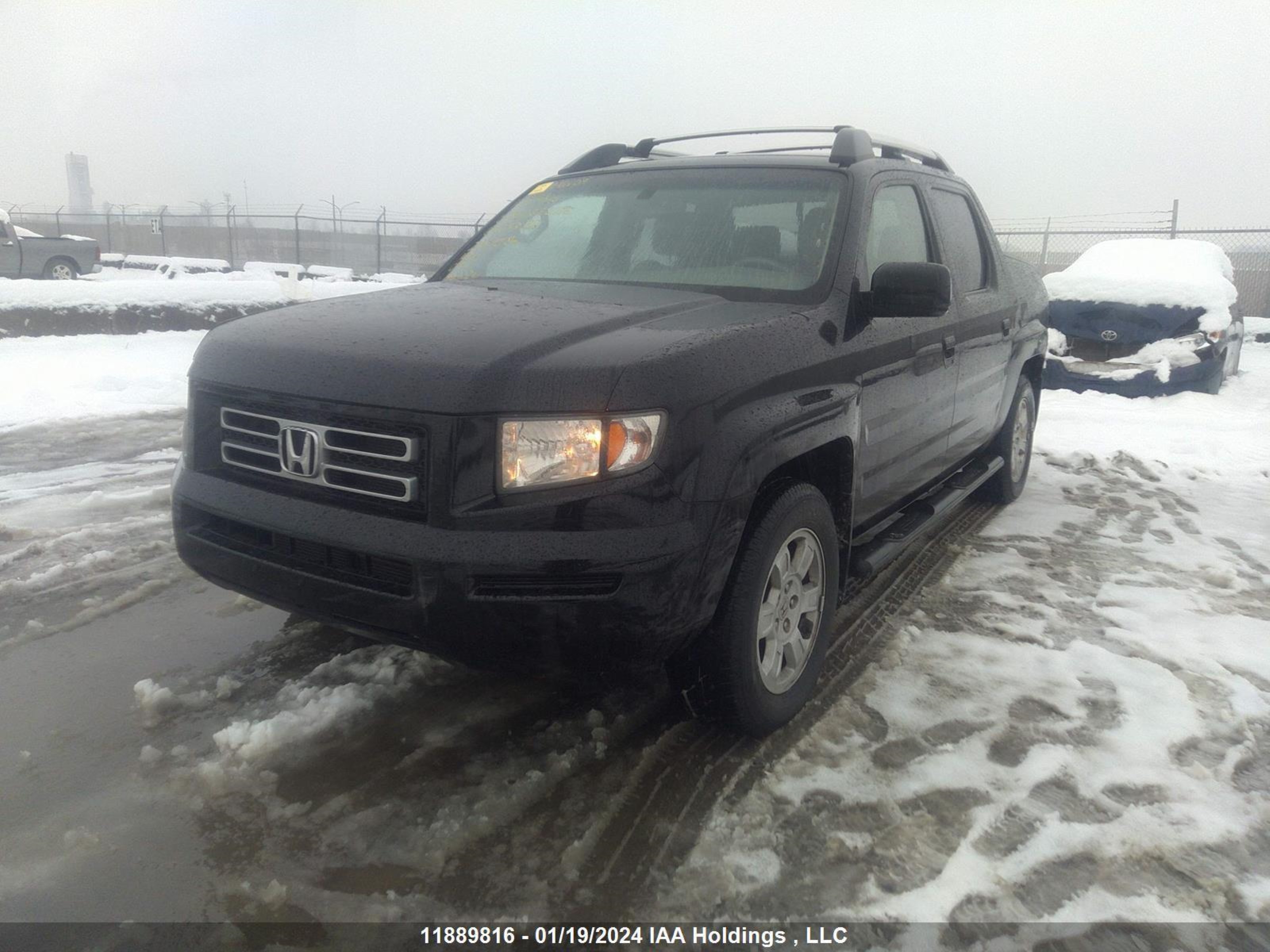 Photo 3 VIN: 2HJYK16558H003372 - HONDA RIDGELINE 