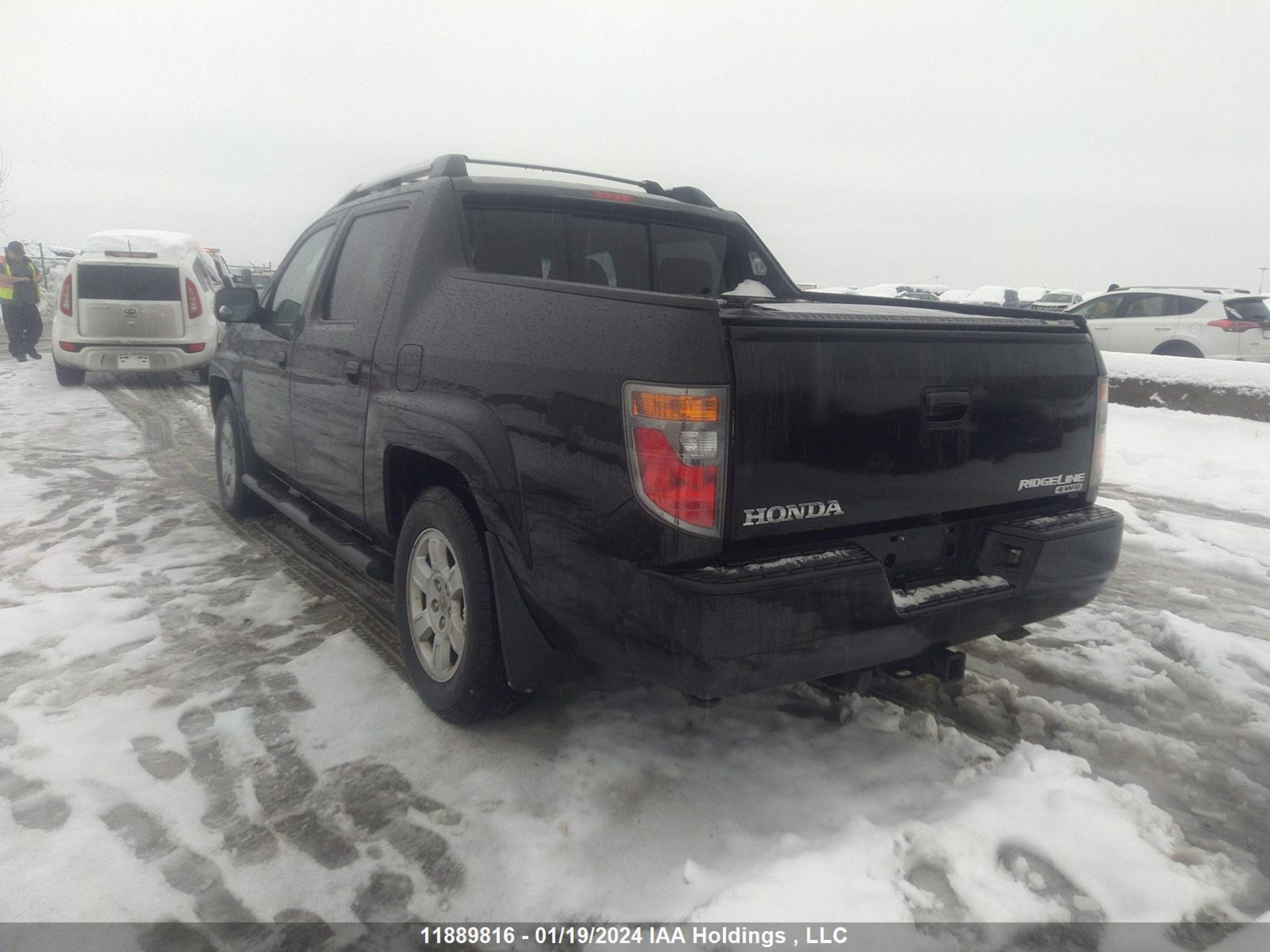 Photo 4 VIN: 2HJYK16558H003372 - HONDA RIDGELINE 