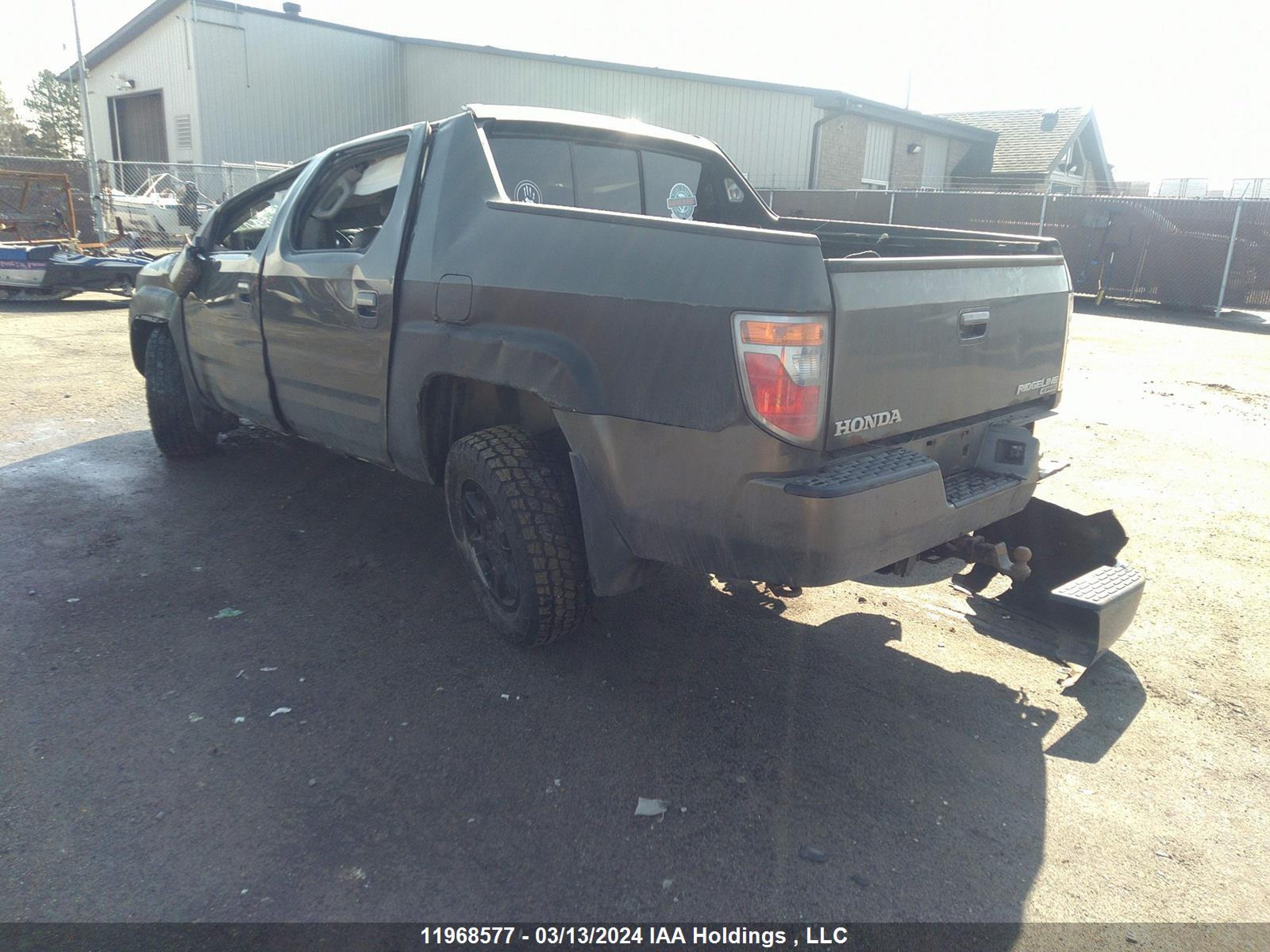 Photo 2 VIN: 2HJYK16576H002057 - HONDA RIDGELINE 