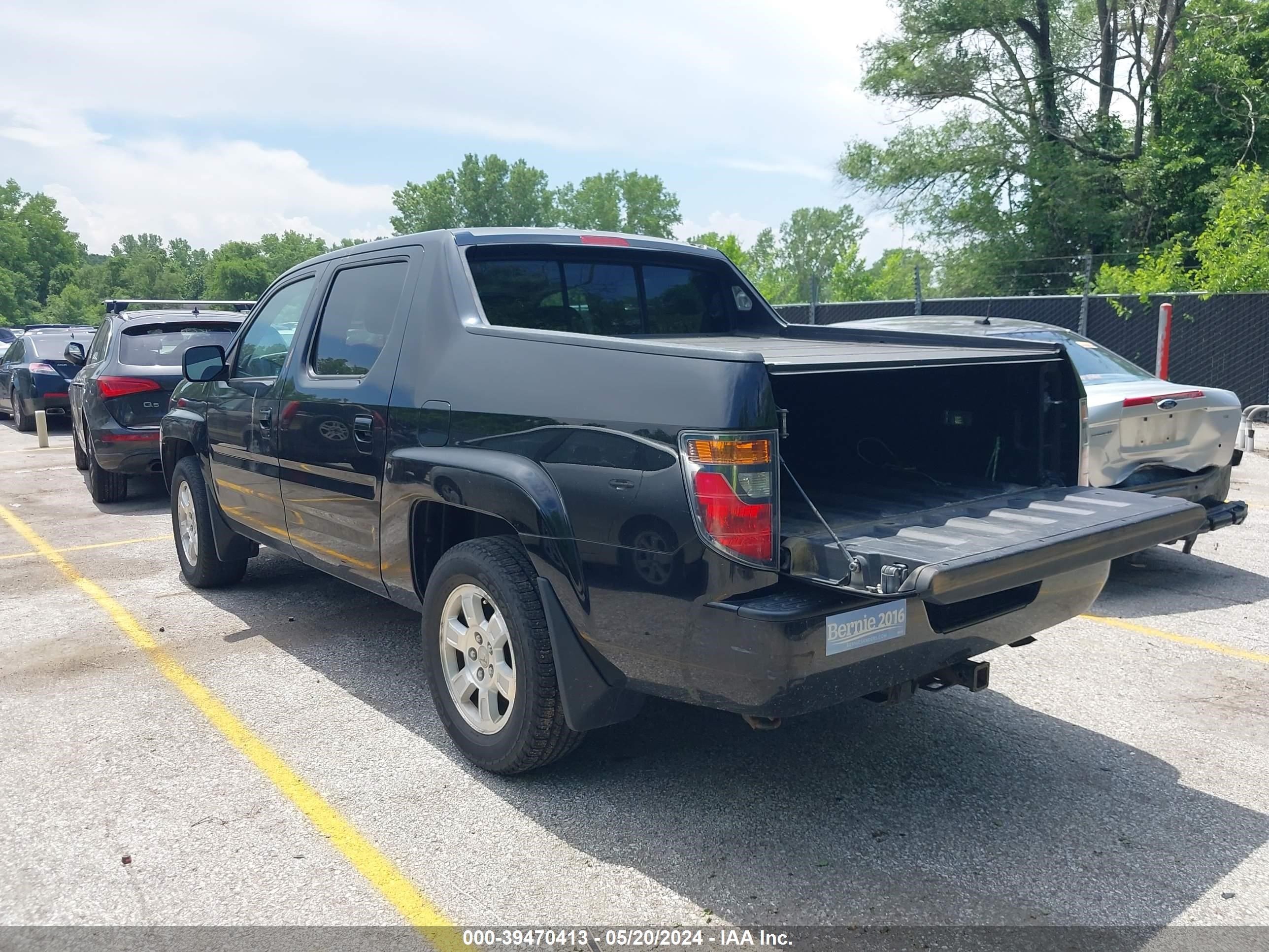 Photo 2 VIN: 2HJYK16588H507785 - HONDA RIDGELINE 