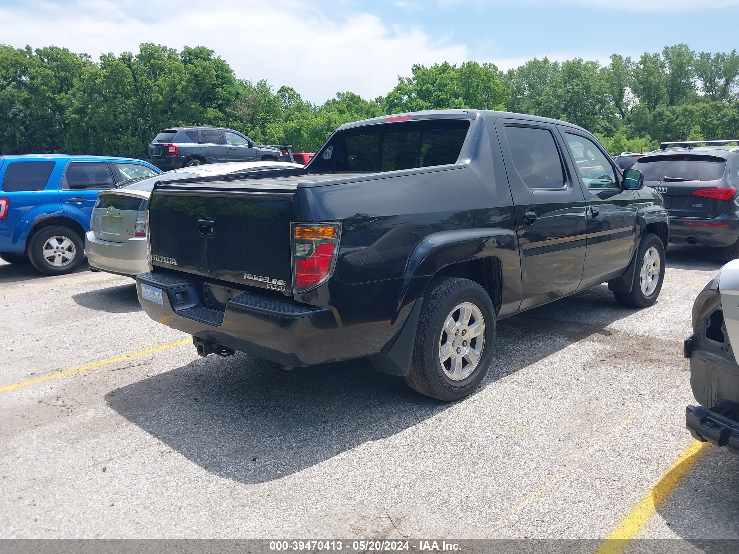 Photo 3 VIN: 2HJYK16588H507785 - HONDA RIDGELINE 