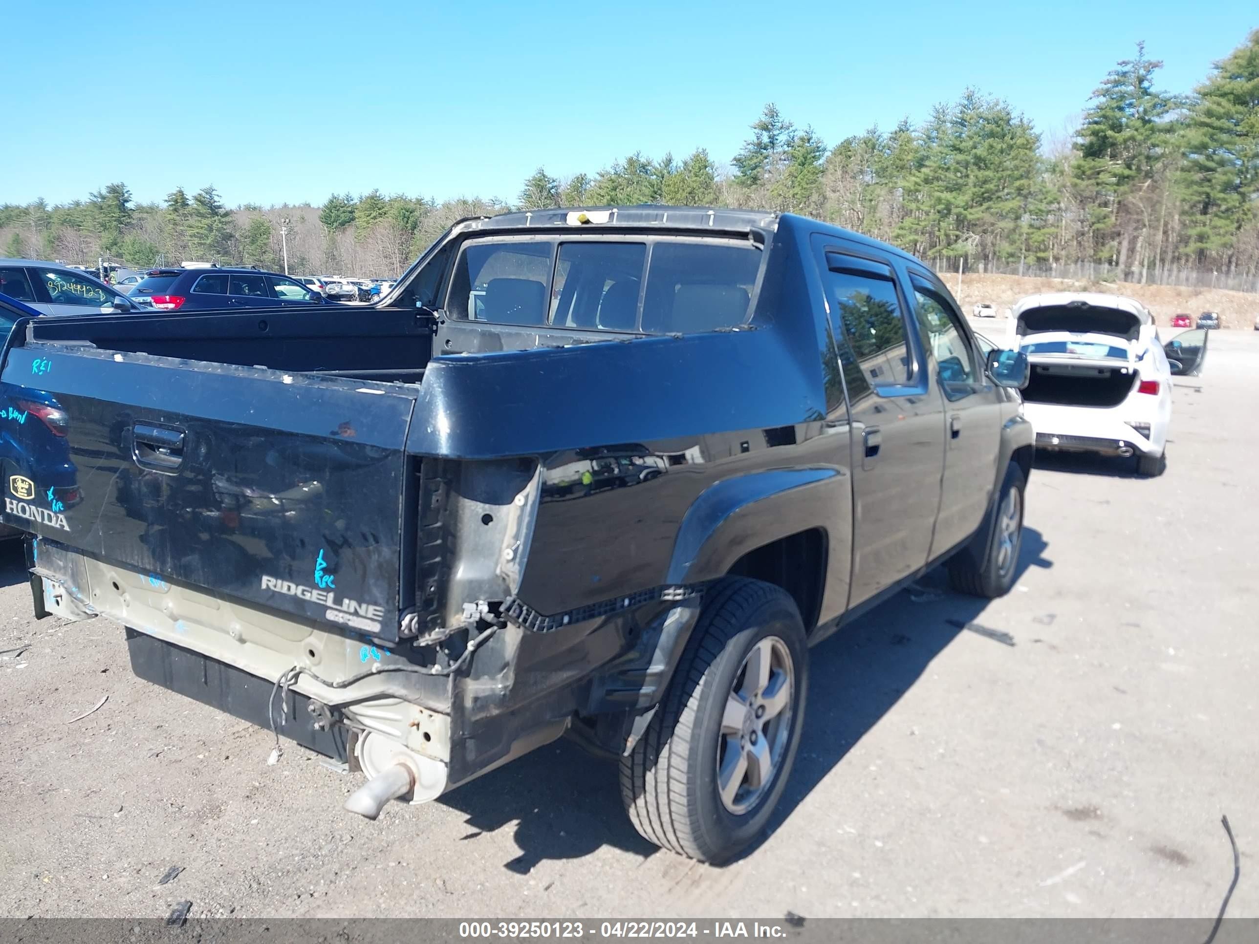 Photo 3 VIN: 2HJYK16588H540673 - HONDA RIDGELINE 