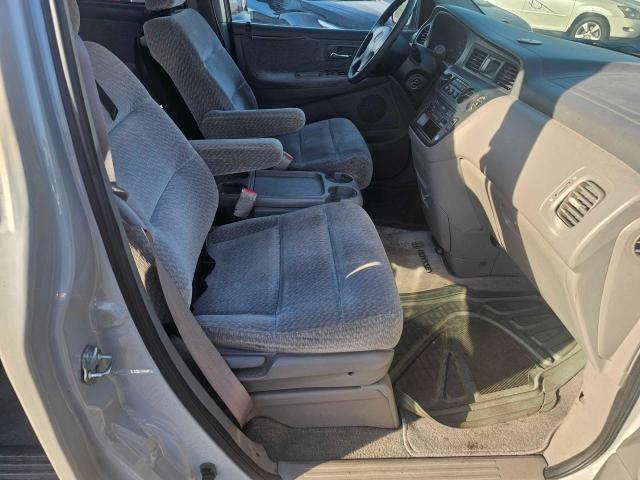 Photo 4 VIN: 2HKRL18501H617598 - HONDA ODYSSEY LX 