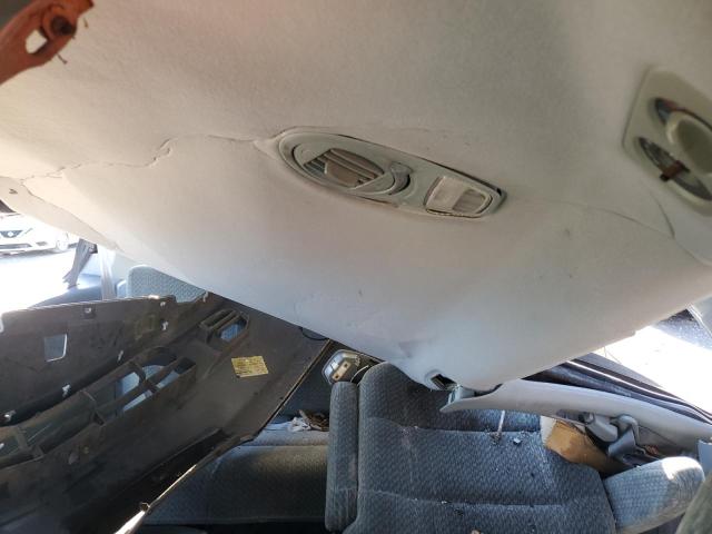 Photo 9 VIN: 2HKRL1852YH552845 - HONDA ODYSSEY LX 