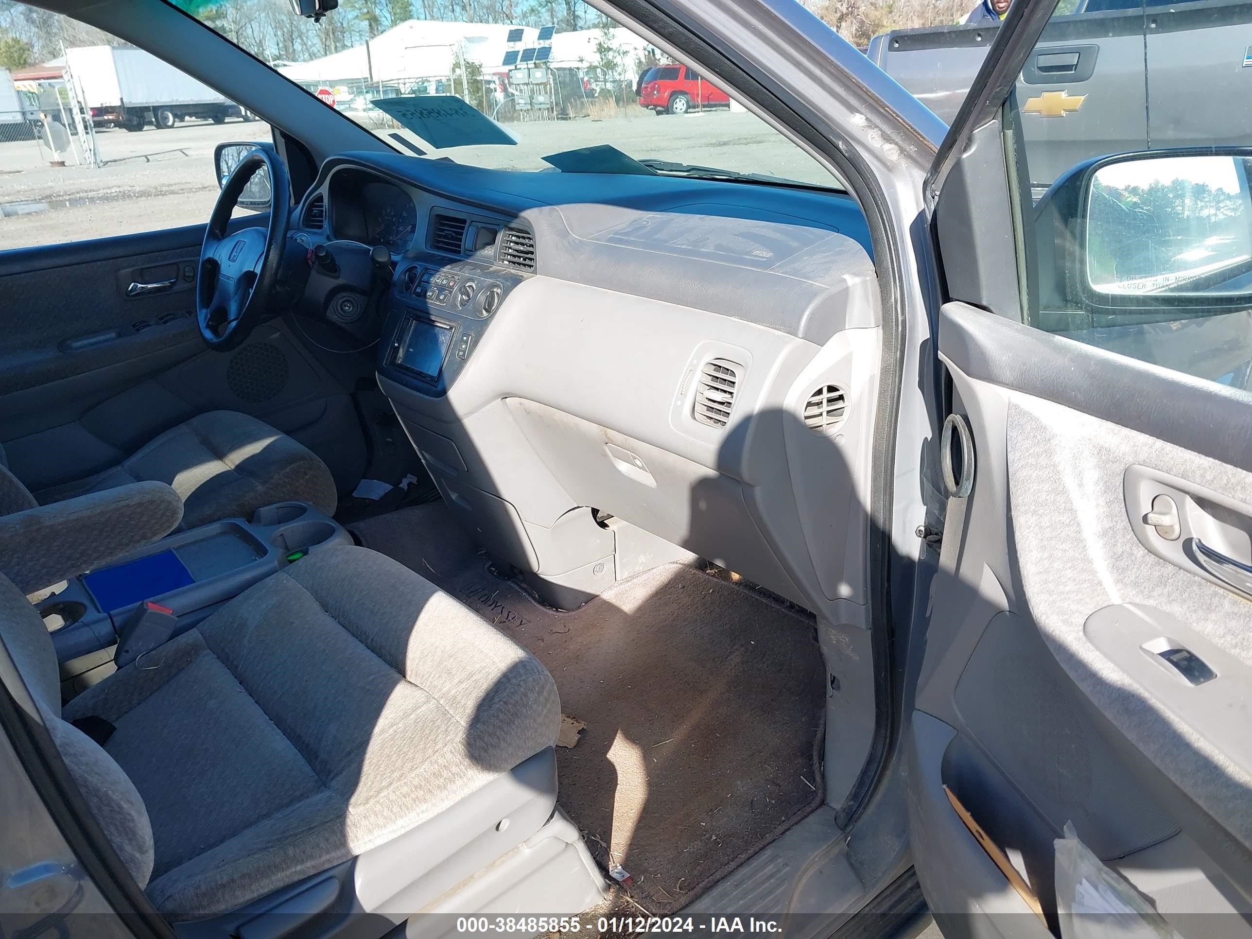 Photo 4 VIN: 2HKRL1853XH531369 - HONDA ODYSSEY 