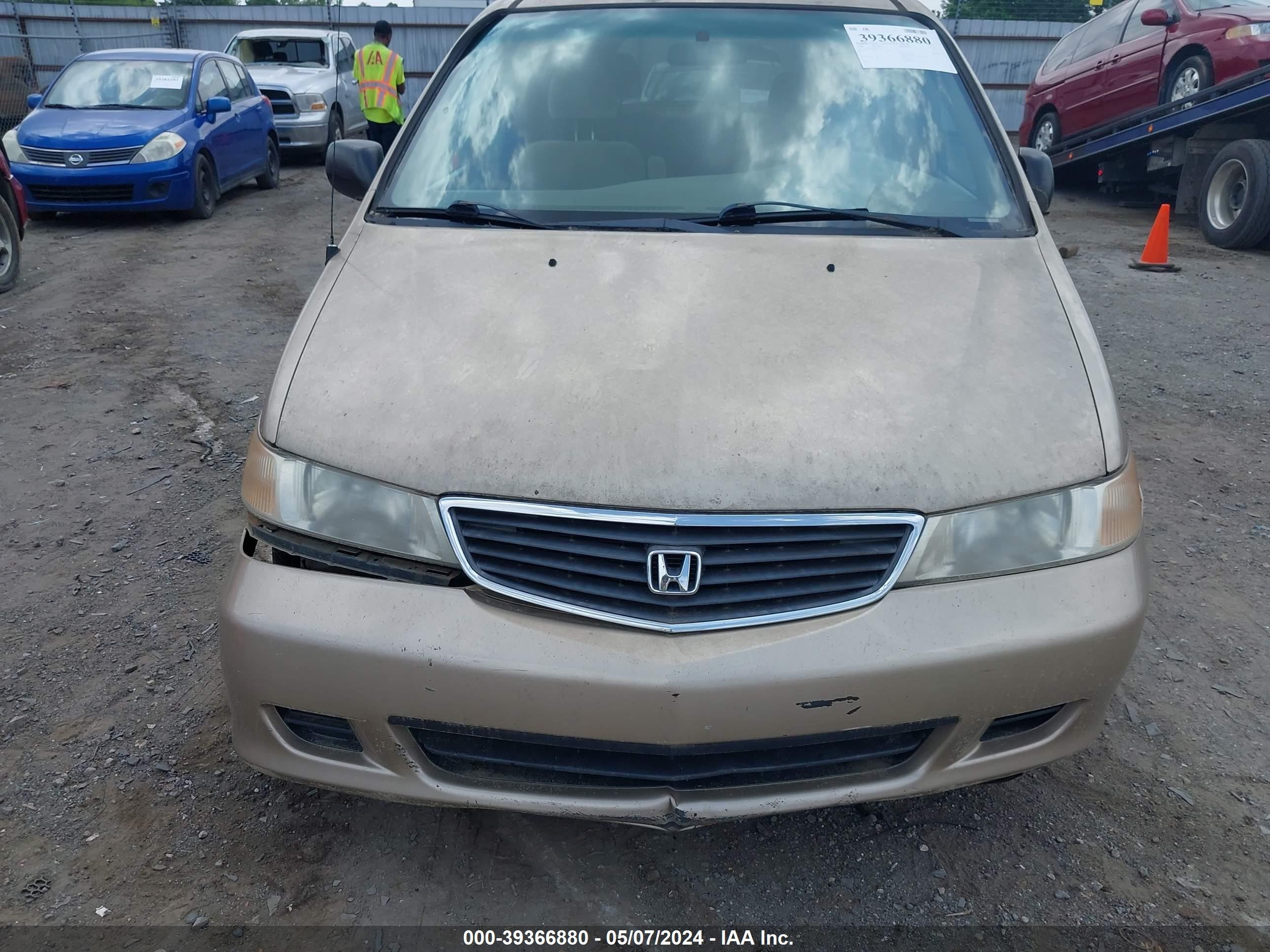 Photo 5 VIN: 2HKRL1859YH559128 - HONDA ODYSSEY 