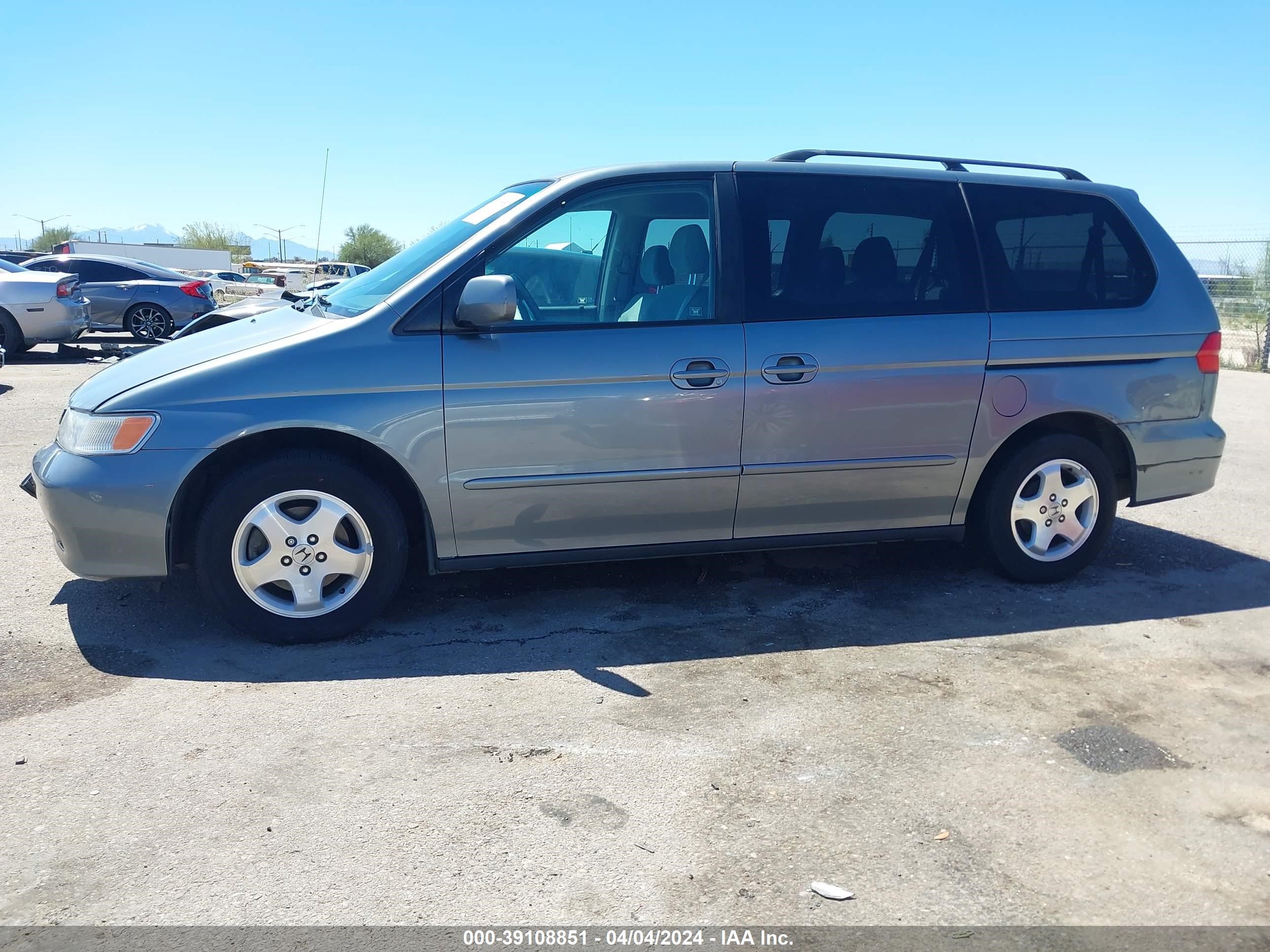 Photo 13 VIN: 2HKRL18601H523441 - HONDA ODYSSEY 